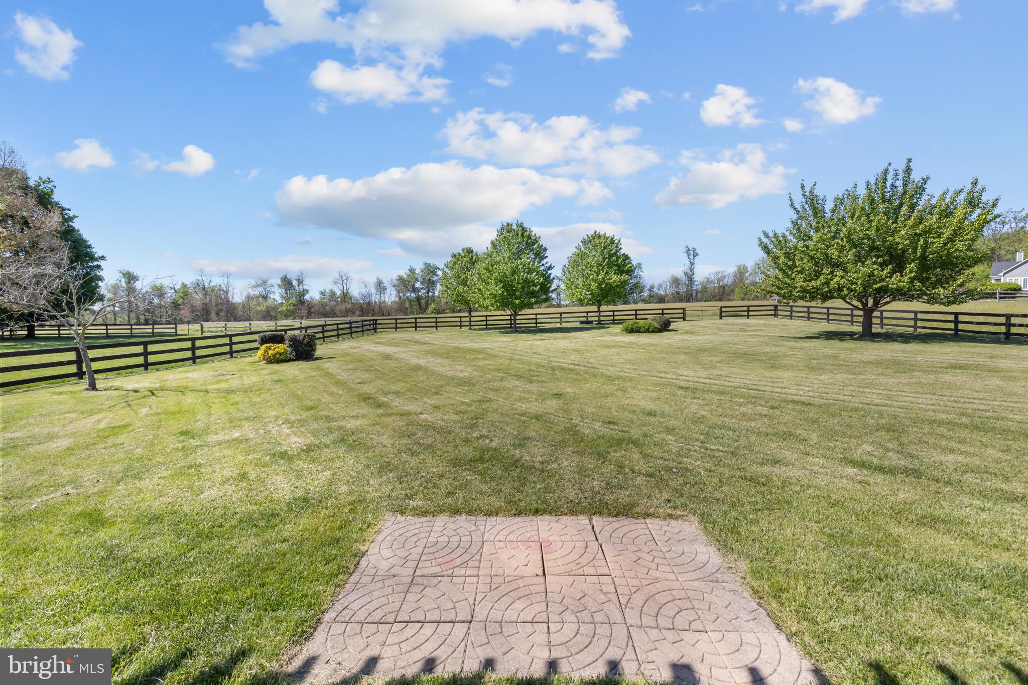 BIRCH HOLLOW HAMLET - Residential