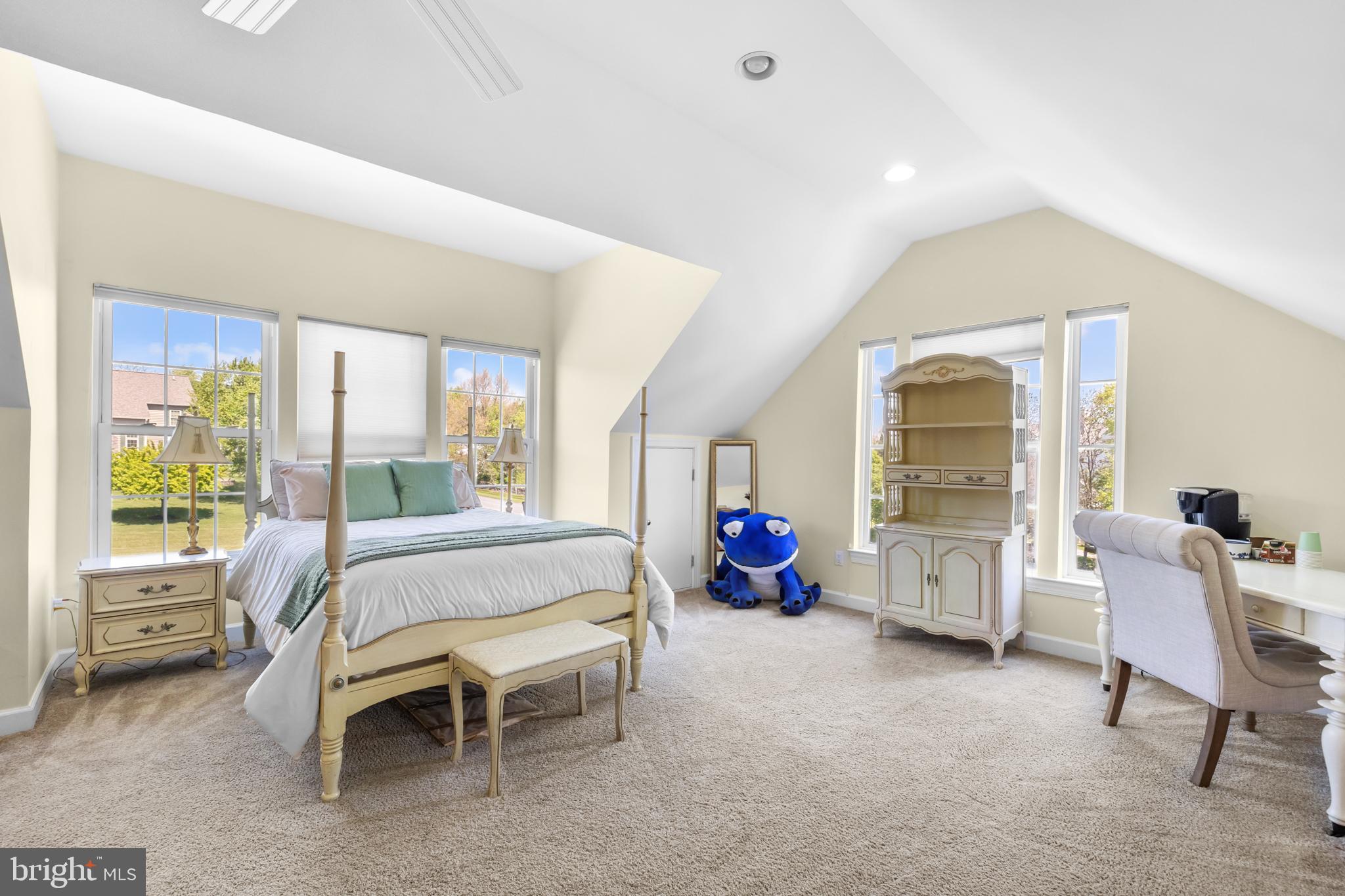 BIRCH HOLLOW HAMLET - Residential