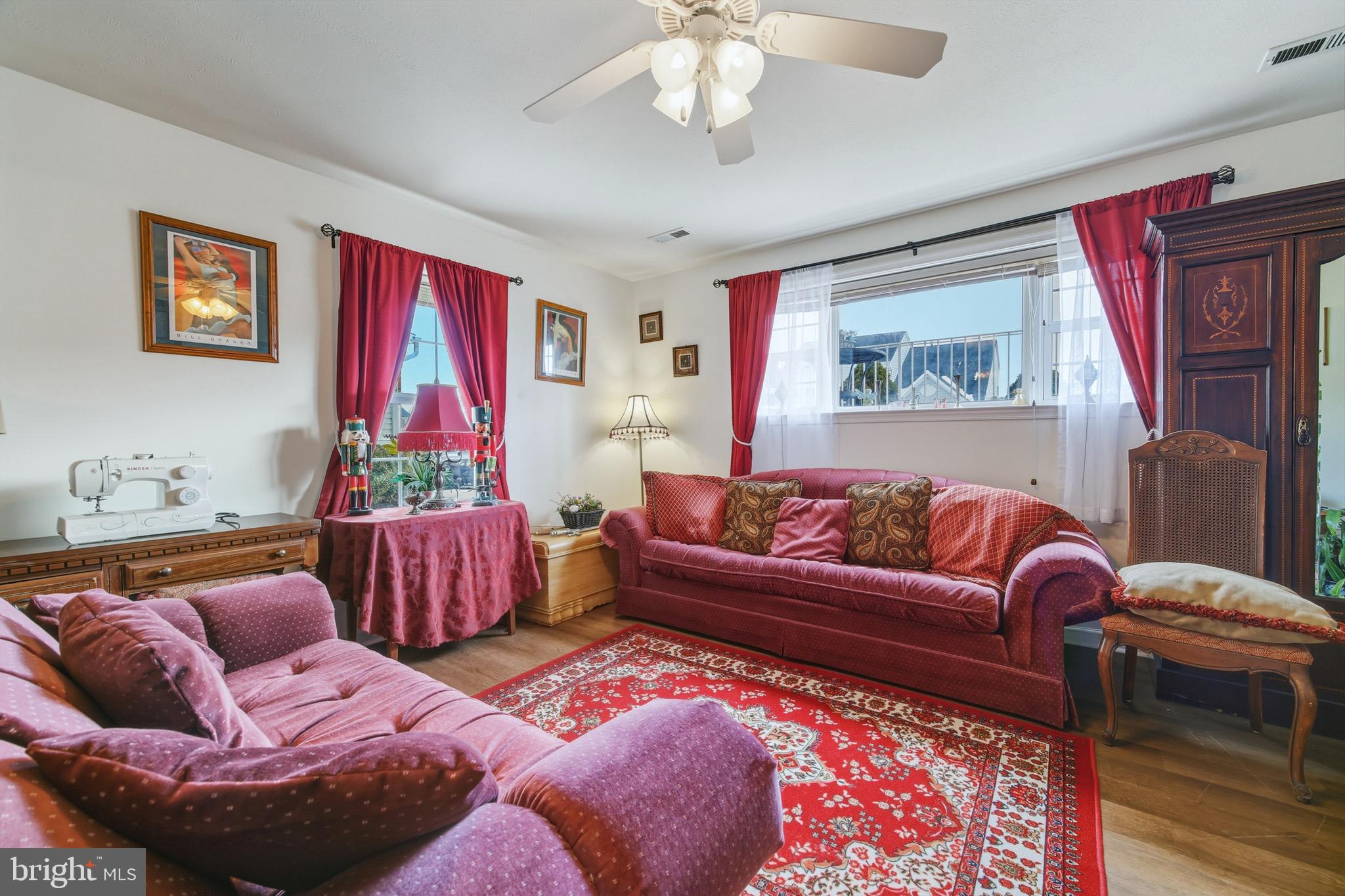 OXBOW ESTATES - Residential