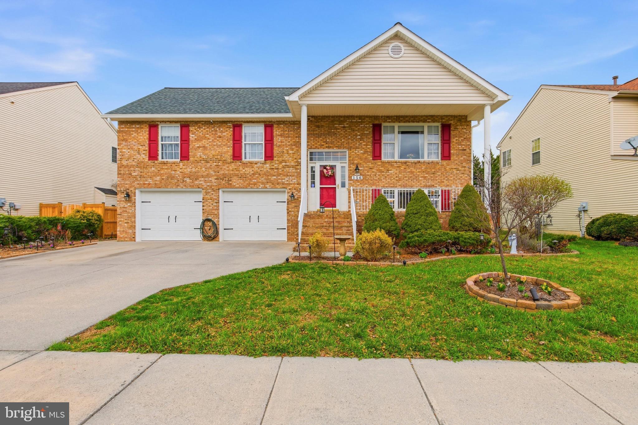 OXBOW ESTATES - Residential