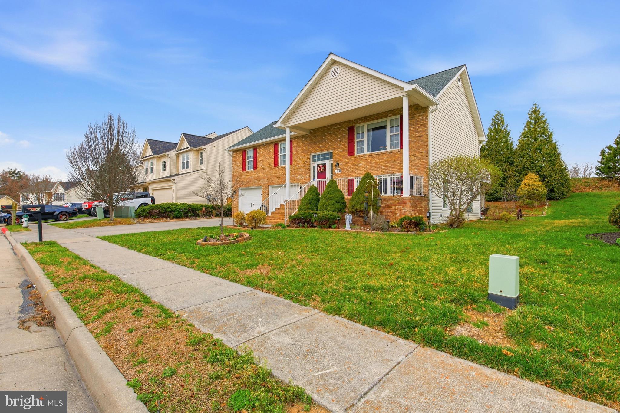 OXBOW ESTATES - Residential