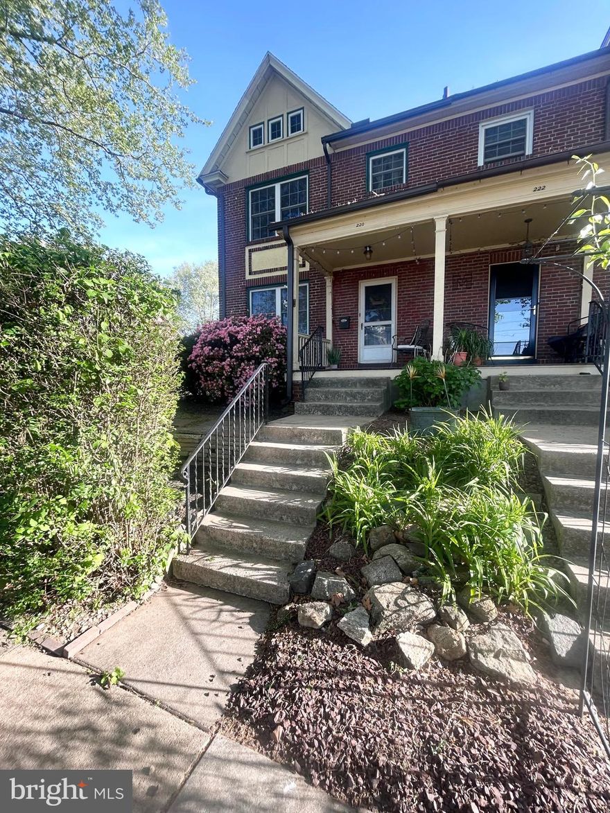 Location! Location! Location!
Wyomissing school district!
Charming 3 bedroom brick end of row townhome in West Reading. Very well maintained home including a remodeled bathroom and many upgrades throughout. Features hardwood floors, a new farmhouse style kitchen sink and covered front and rear porches. Also has a large master bedroom and nice side and backyard. Close to Reading hospital, Wyo park system and all of WR shops and restaurants.