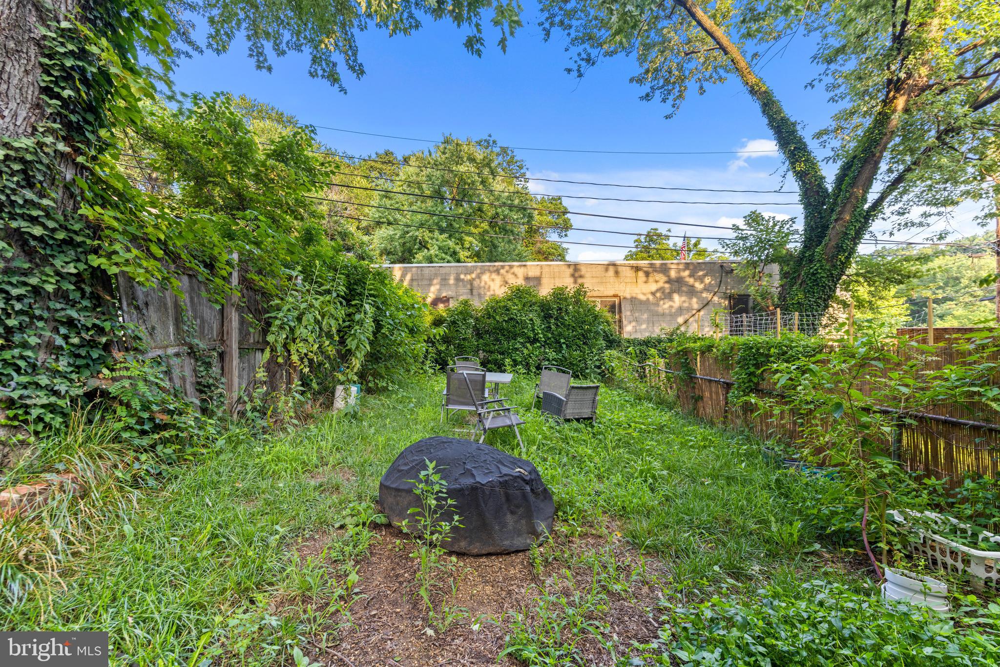 HAMPDEN HISTORIC DISTRICT - Residential