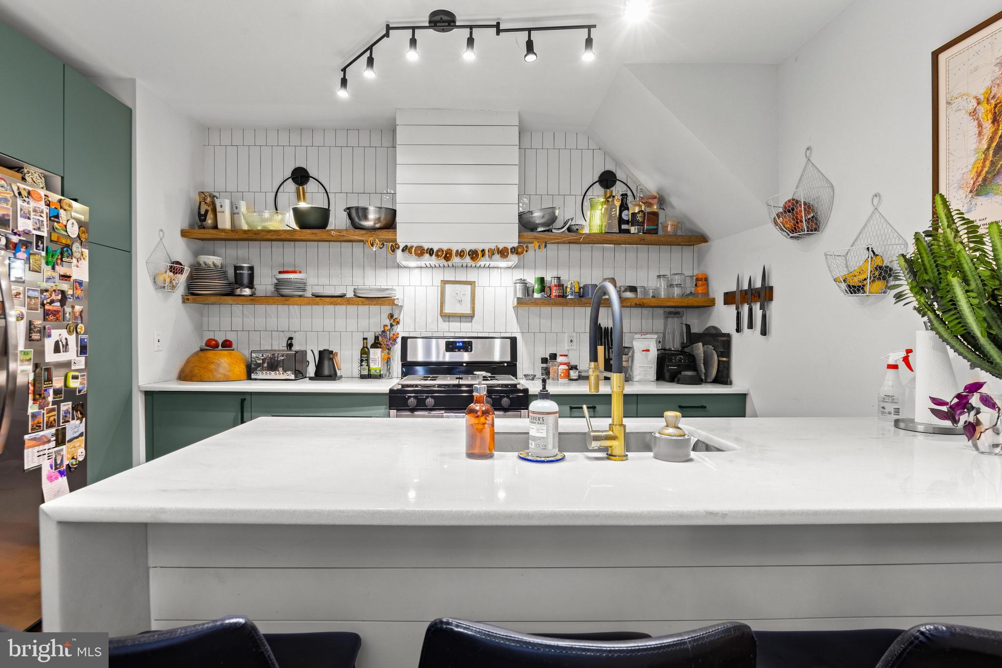 HAMPDEN HISTORIC DISTRICT - Residential