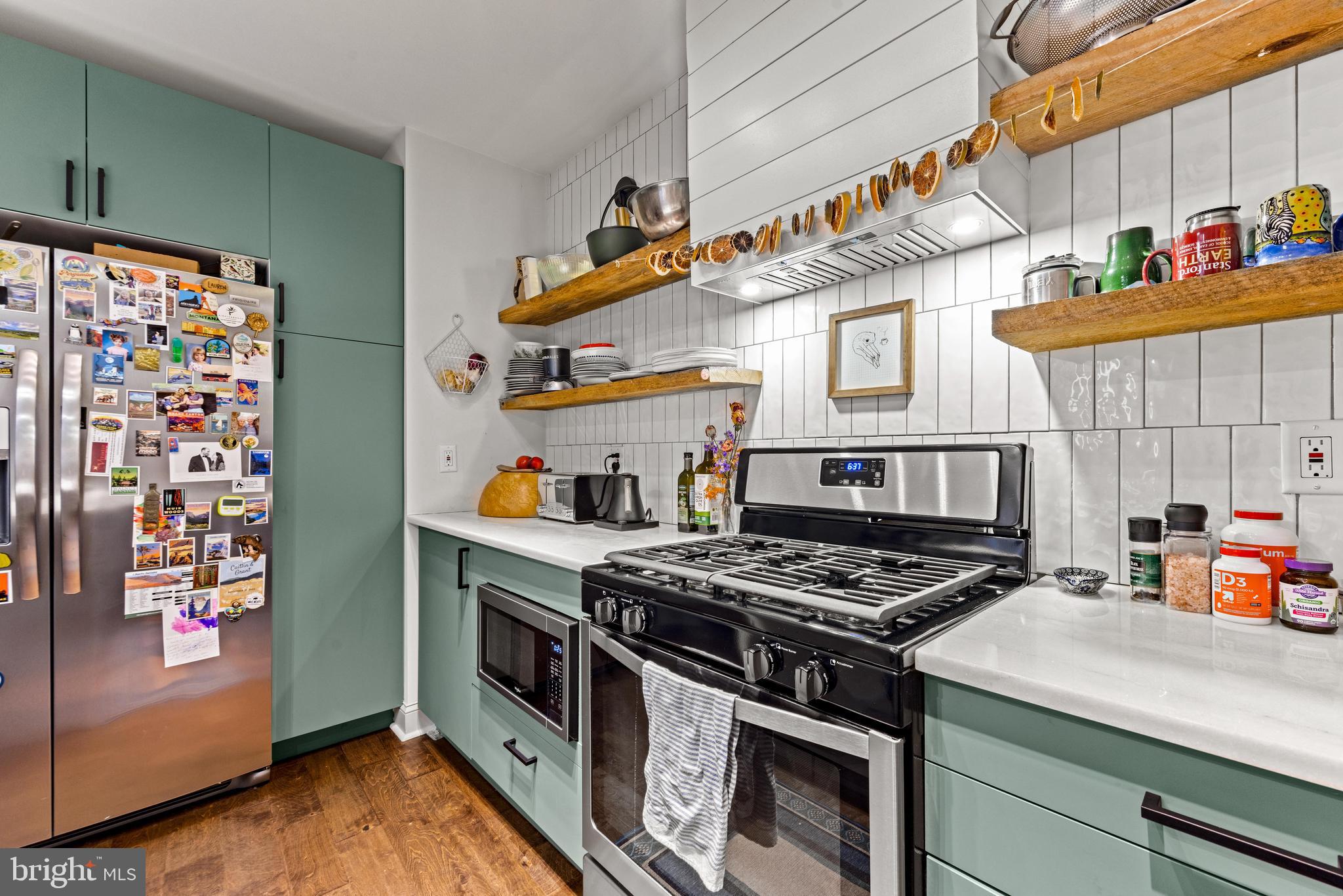 HAMPDEN HISTORIC DISTRICT - Residential