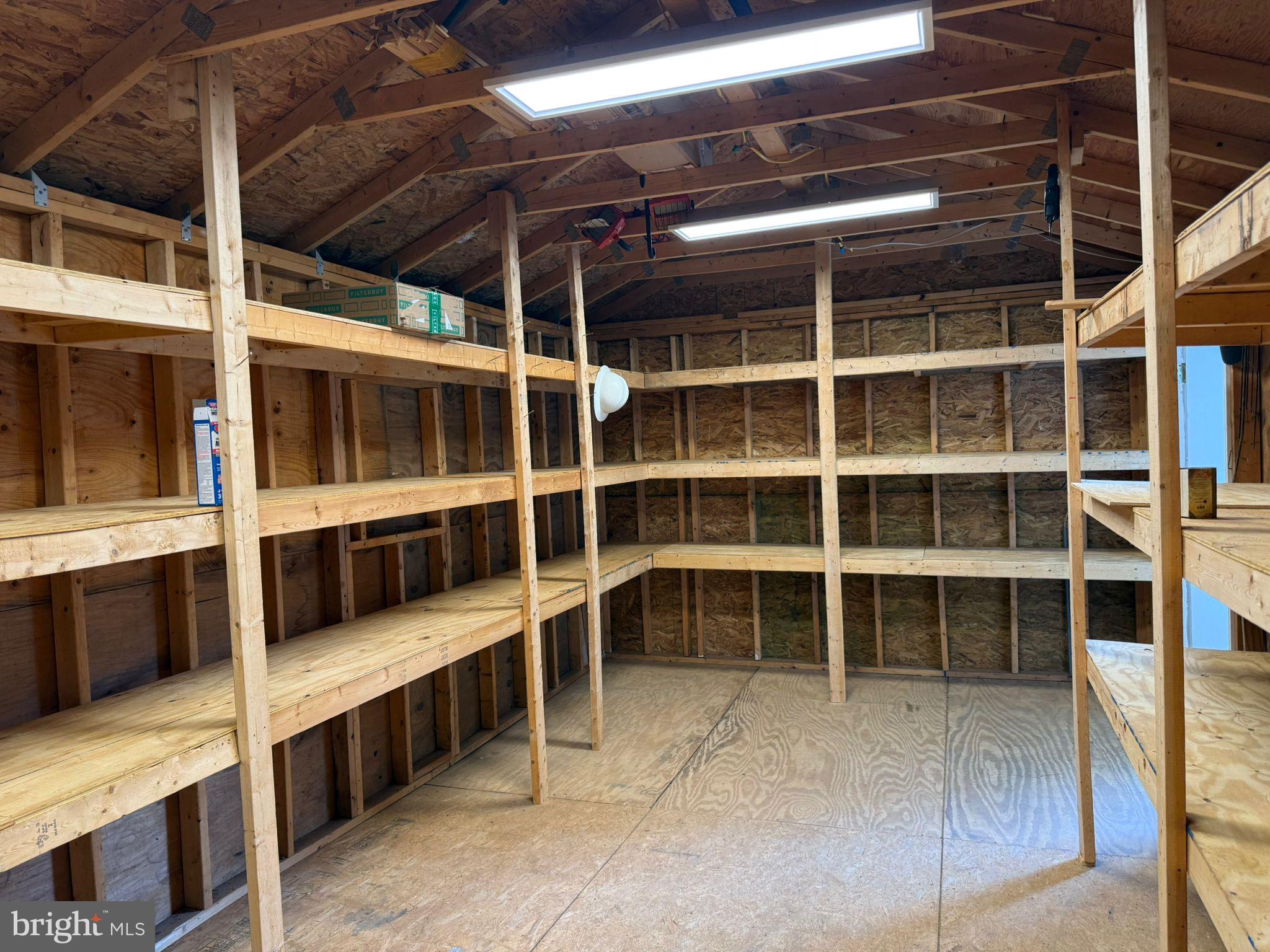 DALE CITY - Residential