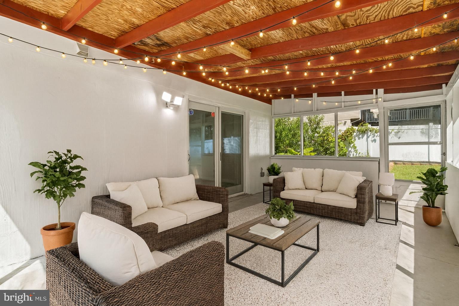 DALE CITY - Residential