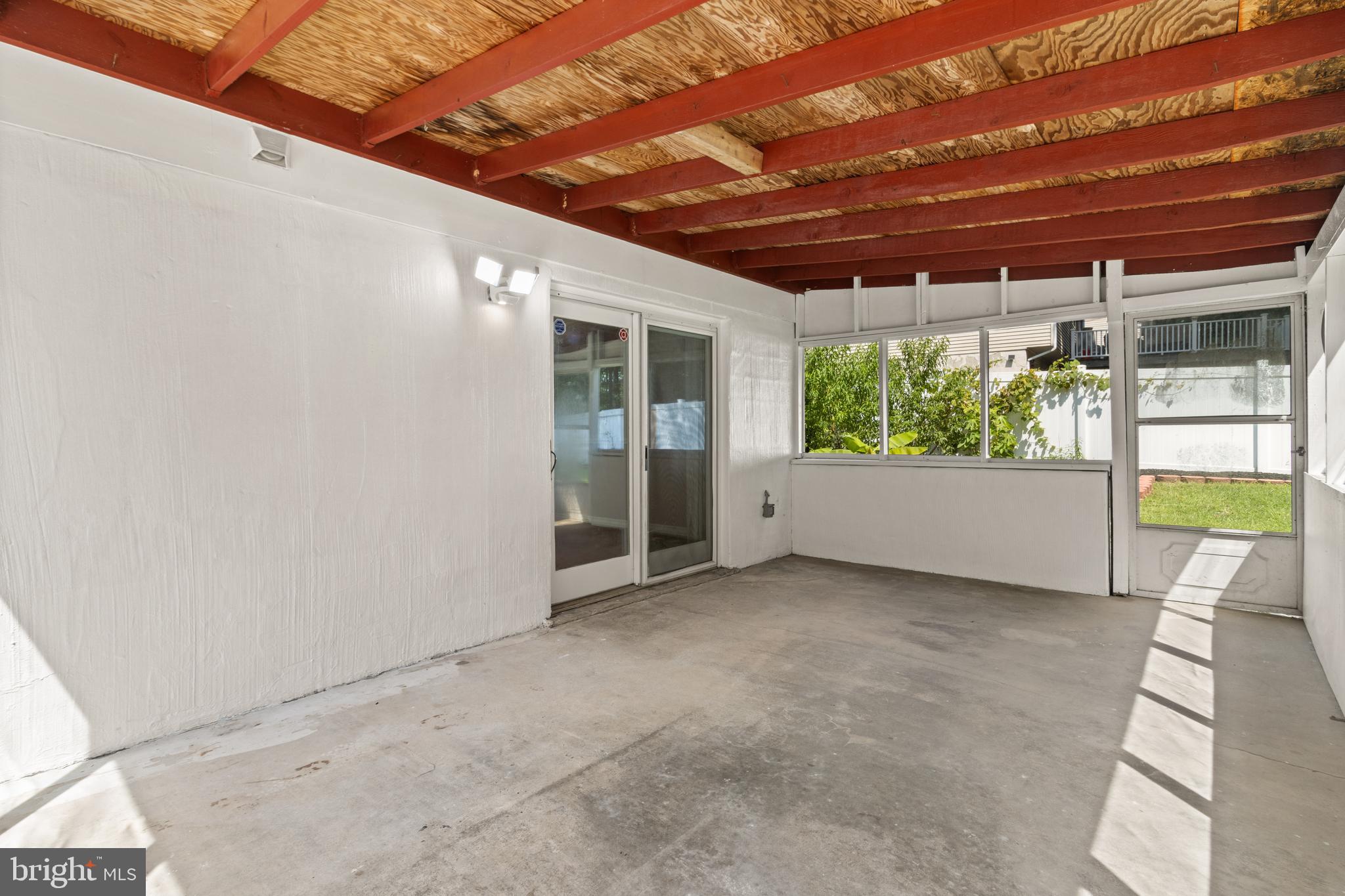 DALE CITY - Residential