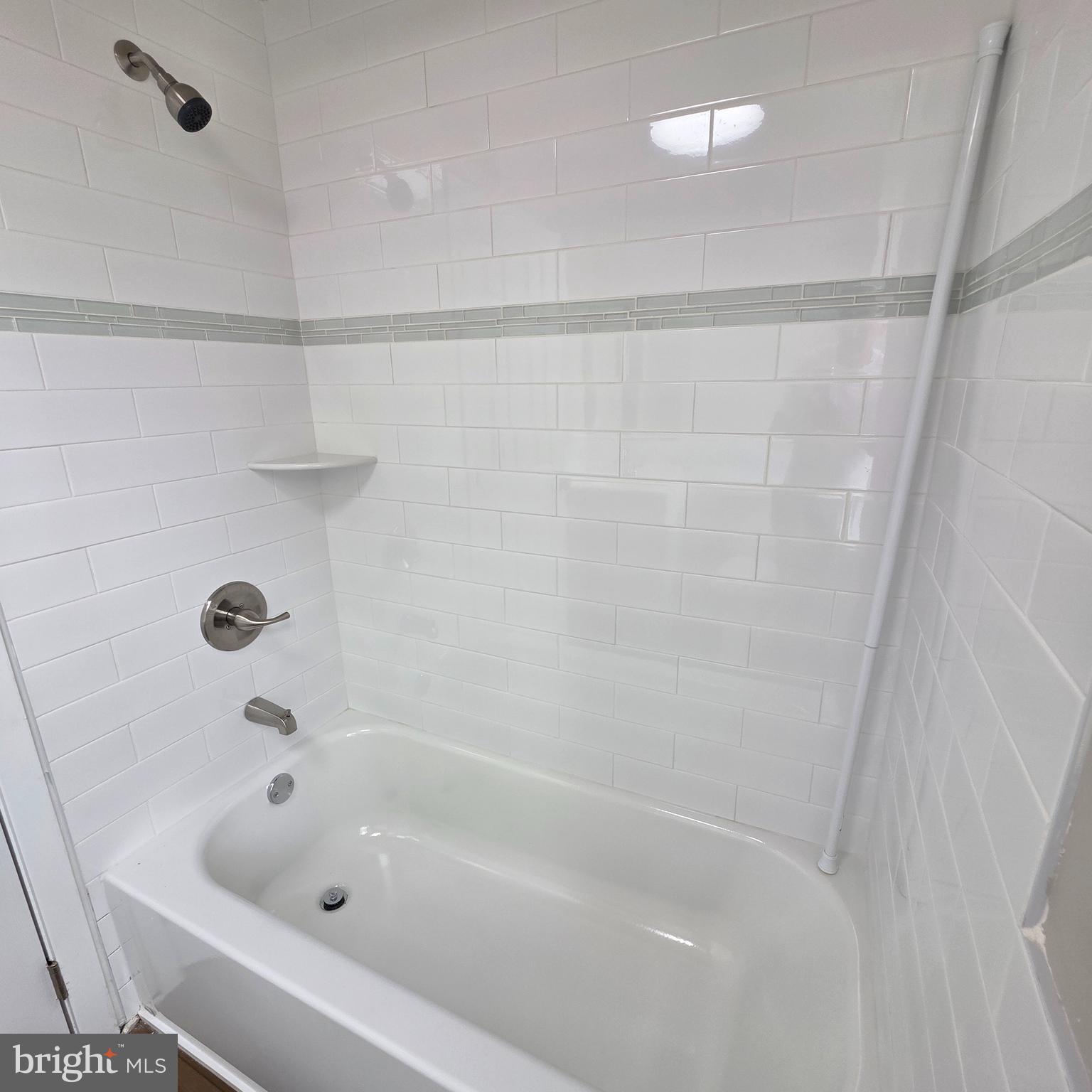 ART MUSEUM AREA - Residential Lease