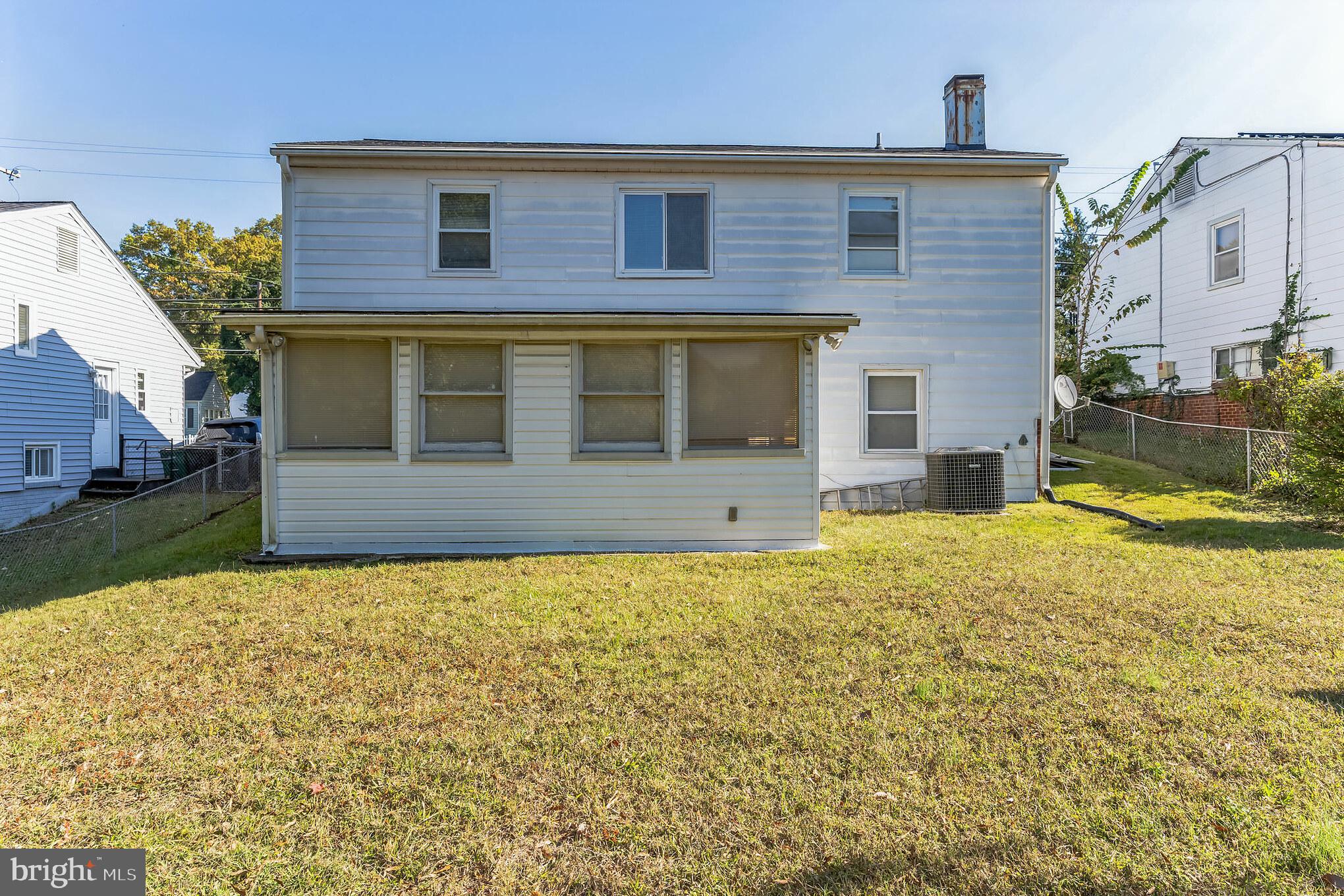 ADDISON WOODS - Residential