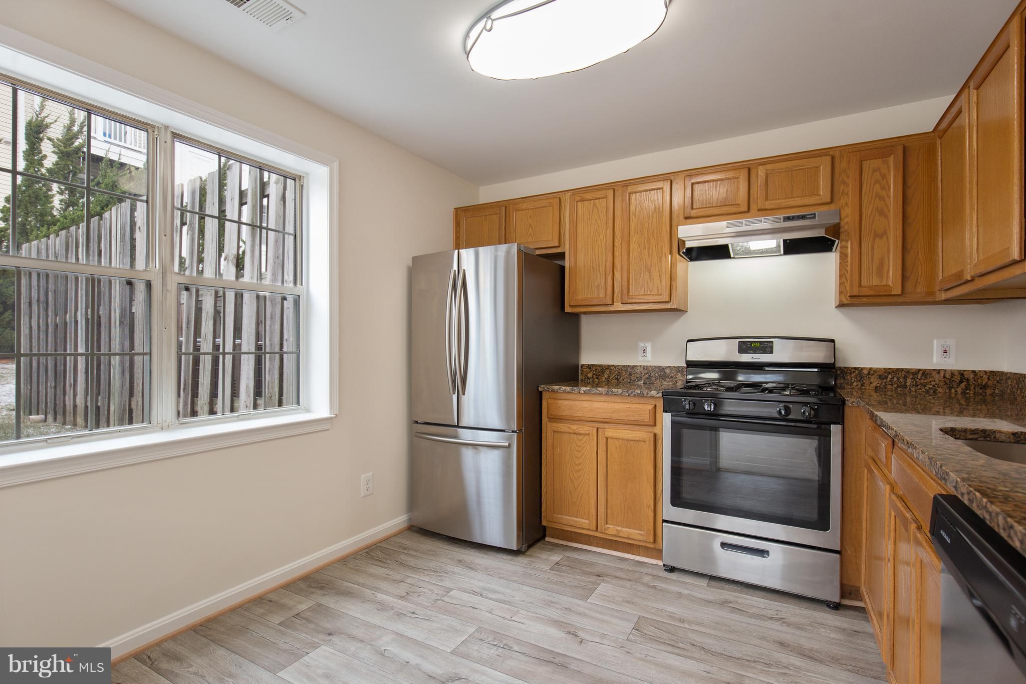 GUNSTON CORNER - Residential