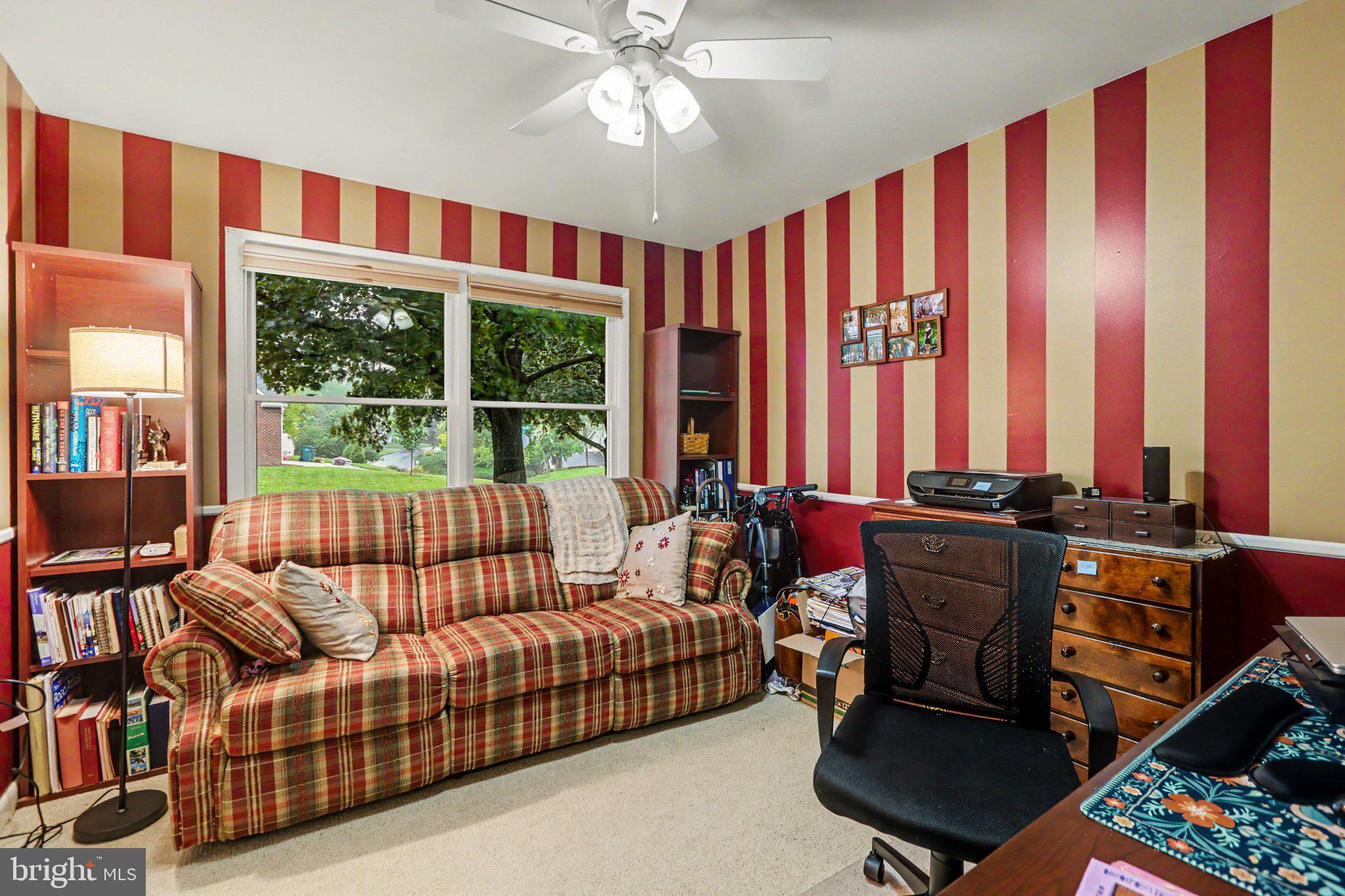 COUNTRY CLUB PARK - Residential