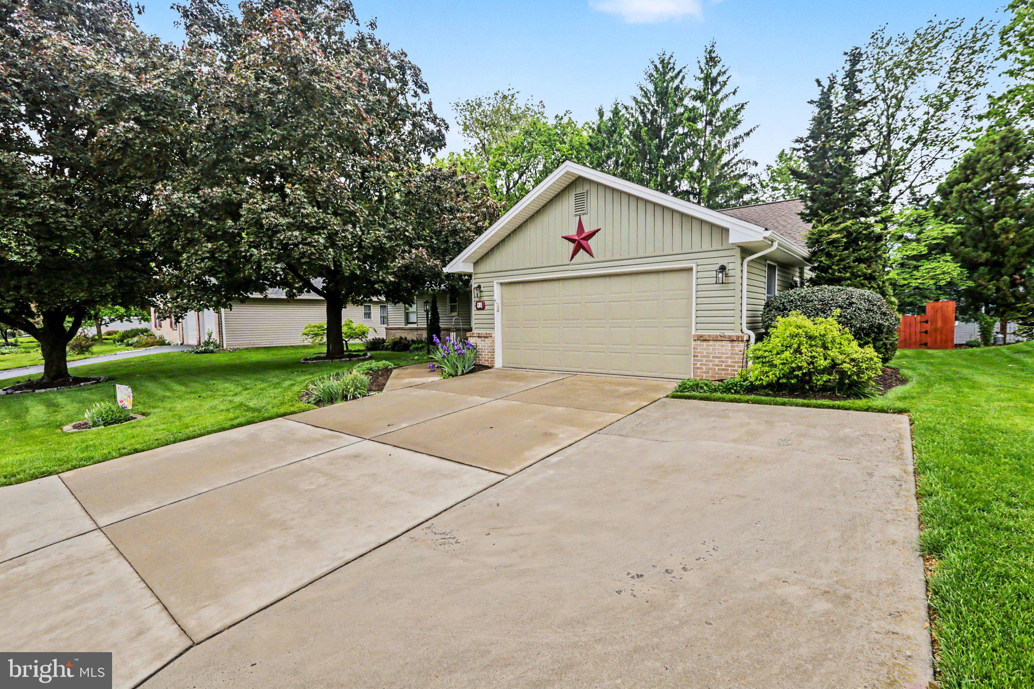 COUNTRY CLUB PARK - Residential