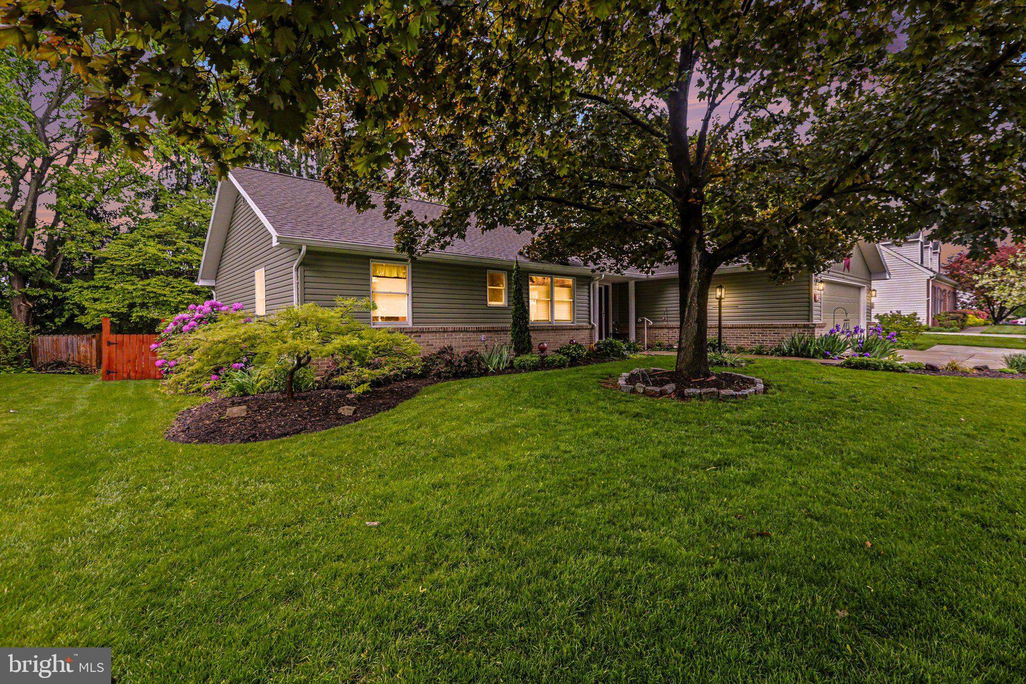 COUNTRY CLUB PARK - Residential