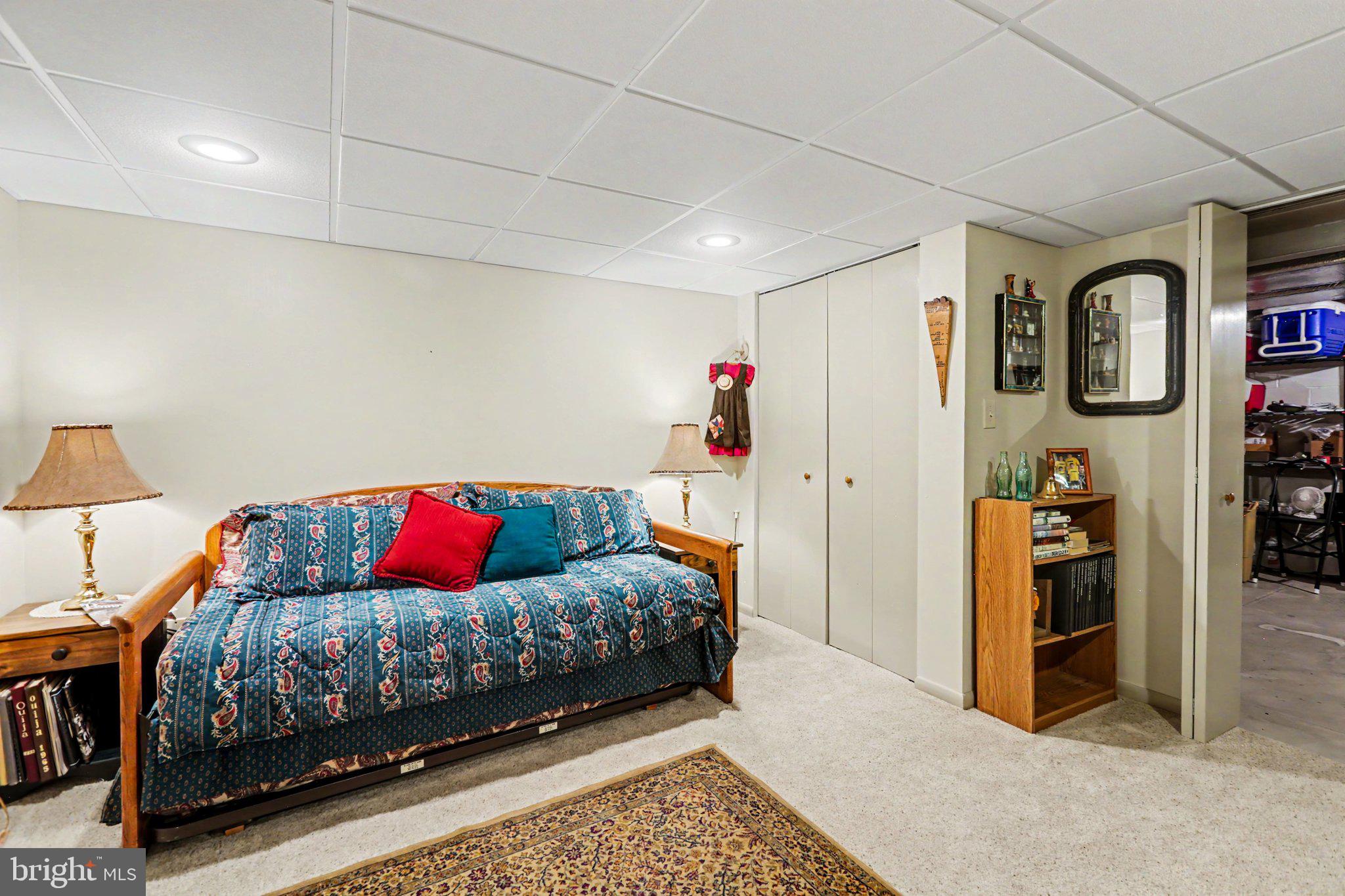 COUNTRY CLUB PARK - Residential