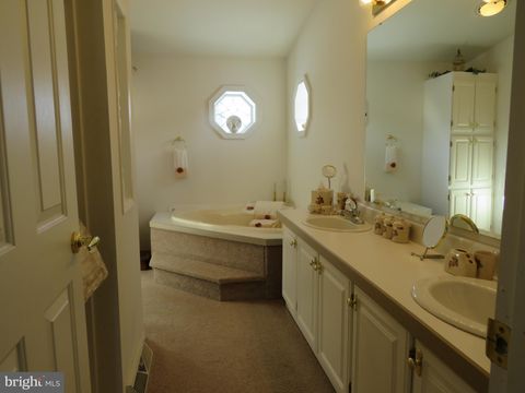 Tiny photo for 404 Thrush Court E, NEW HOPE, PA 18938 (MLS # PABU2108972)