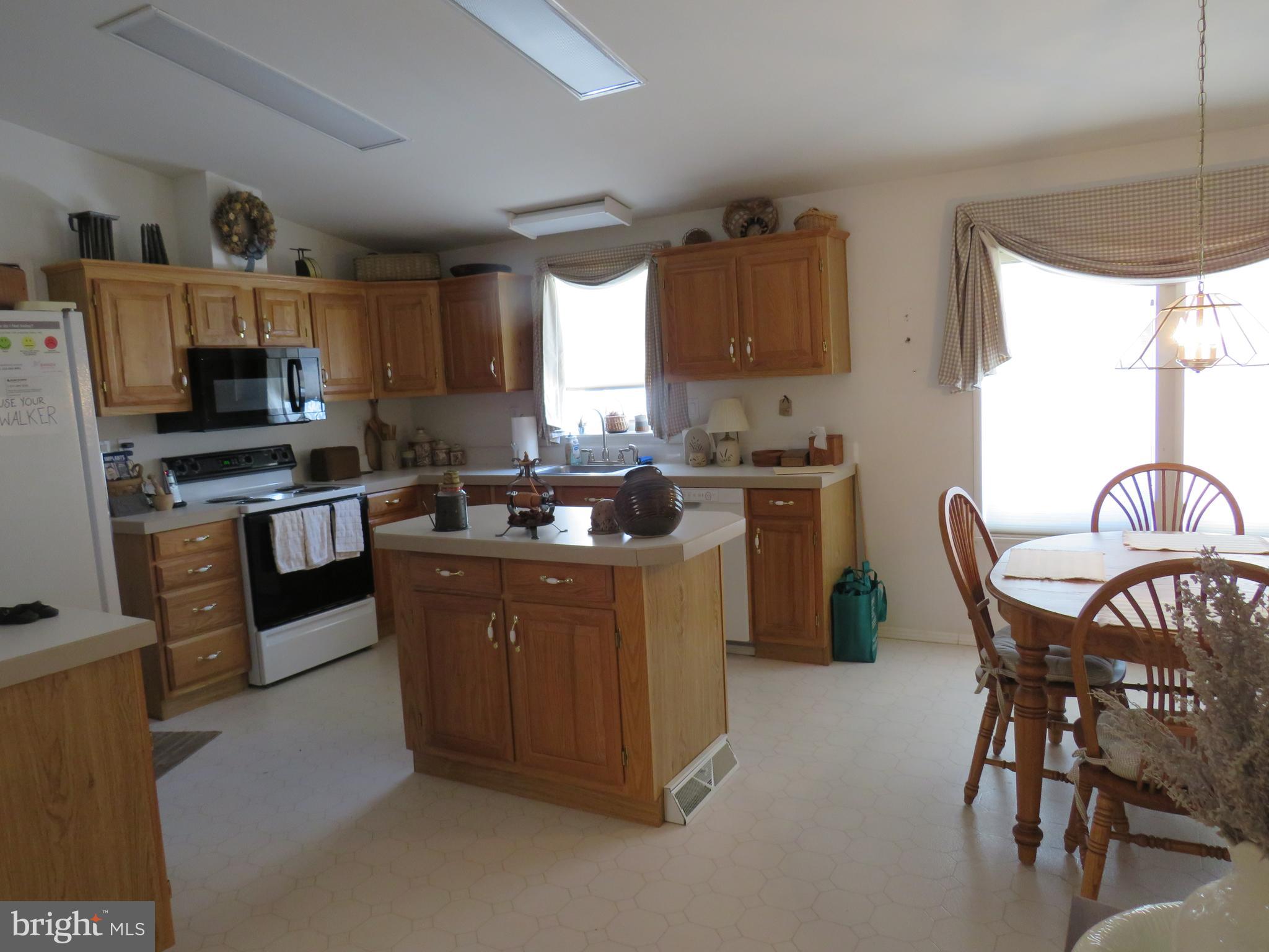 BUCKINGHAM SPRINGS - Residential