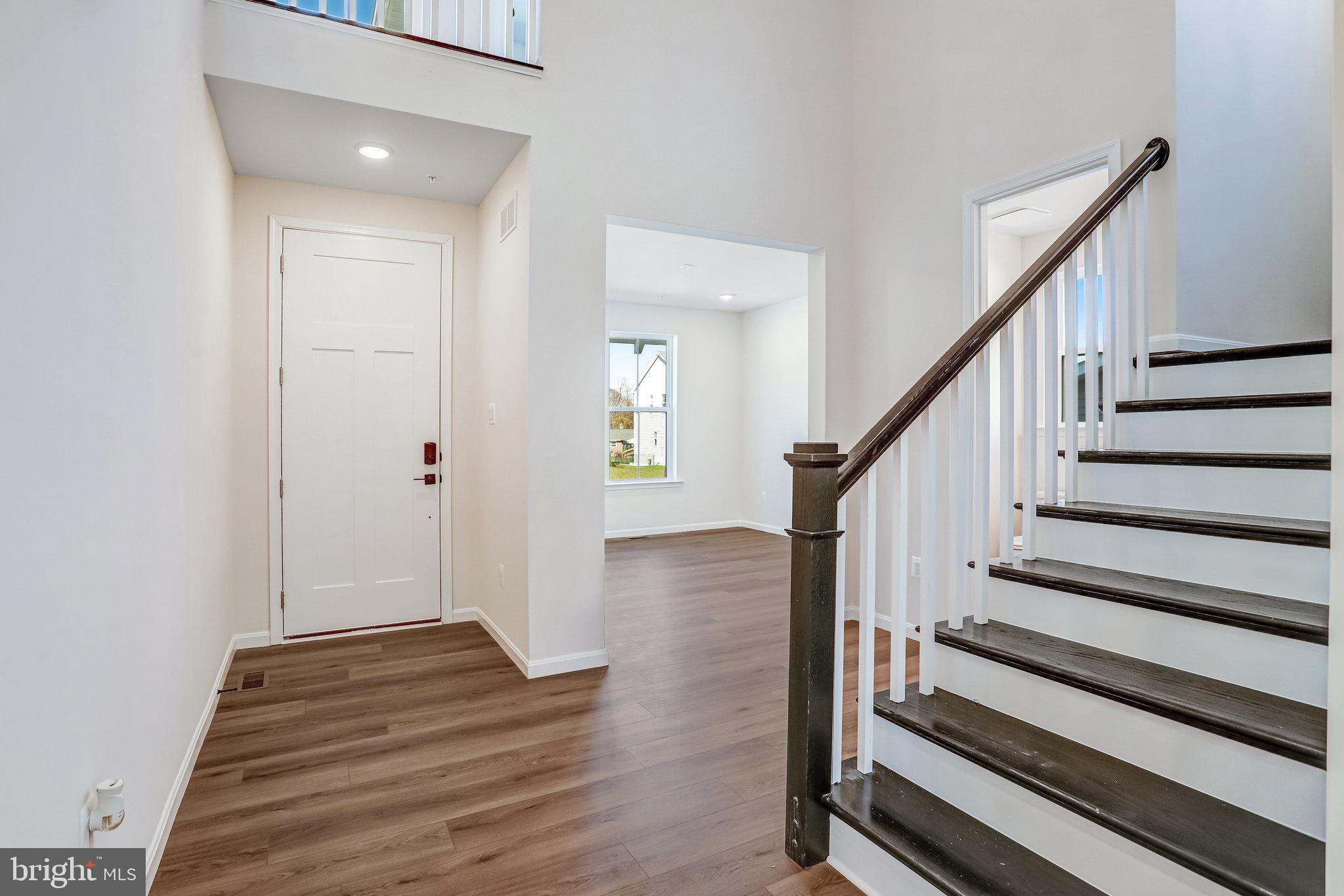 ROBERTS CROSSING - Residential