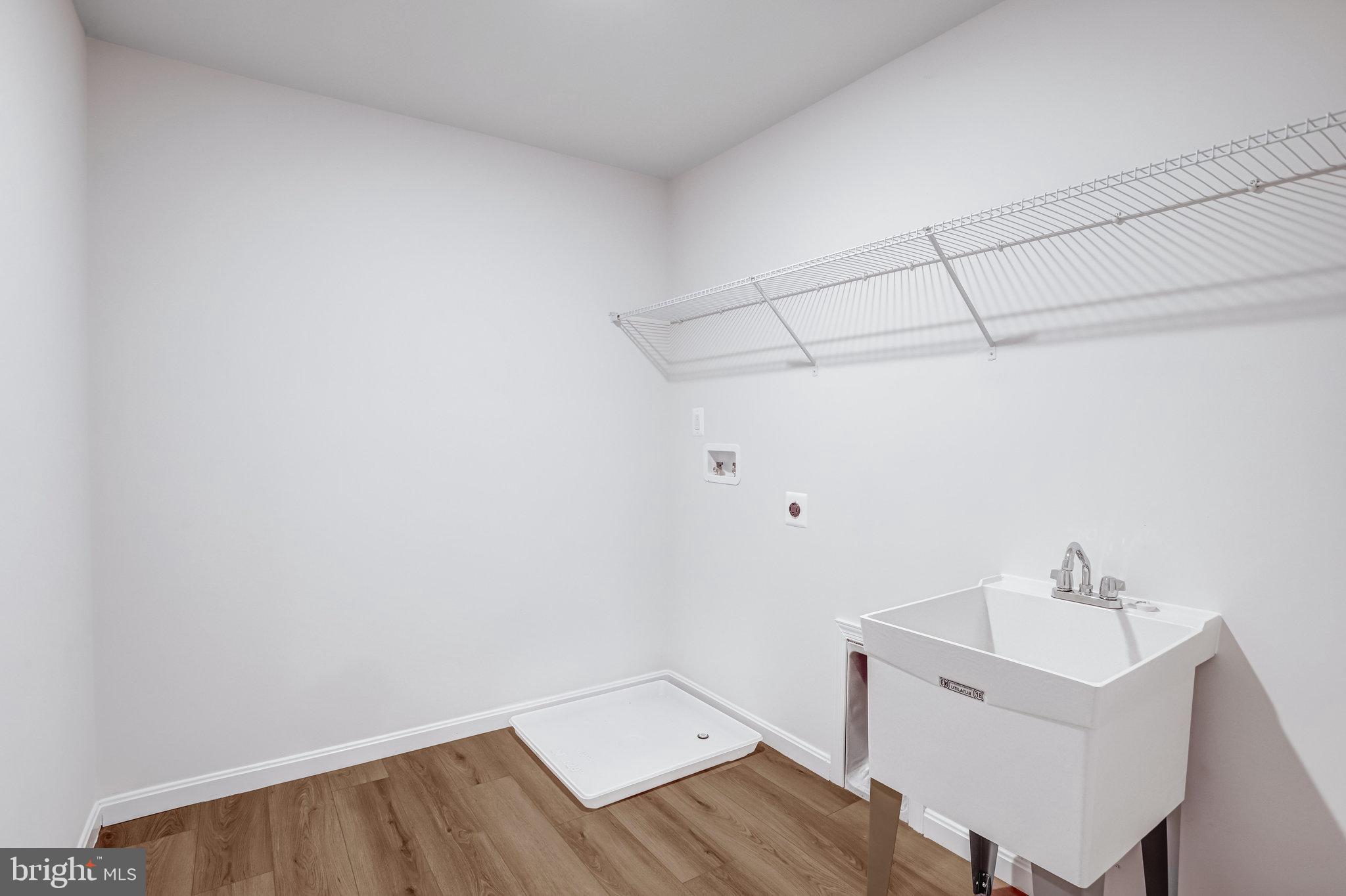 ROBERTS CROSSING - Residential