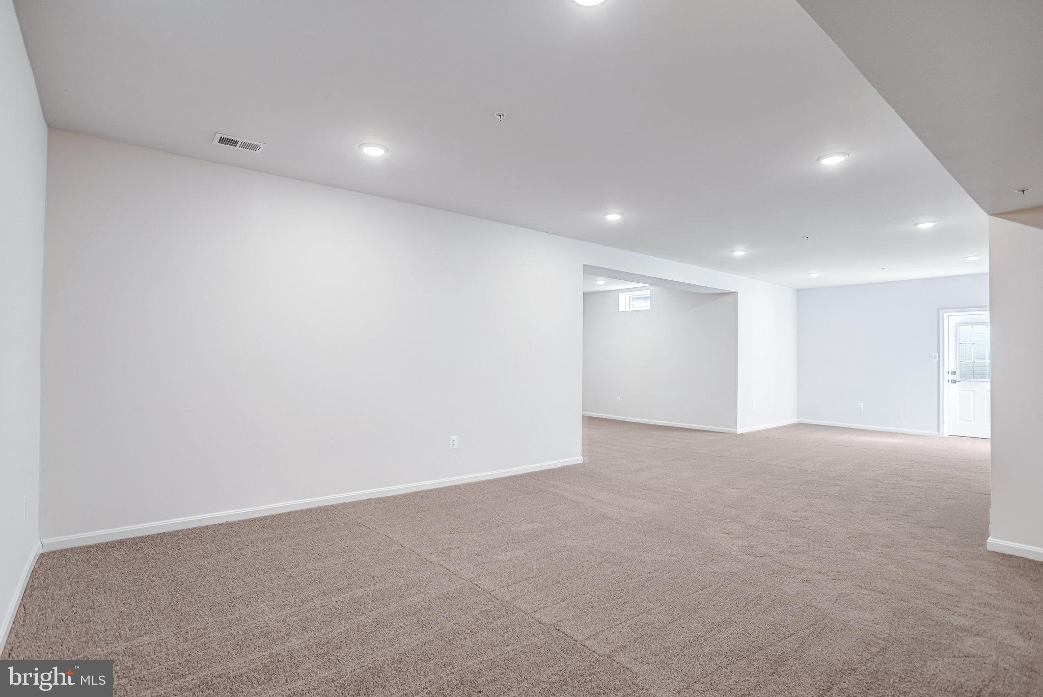 ROBERTS CROSSING - Residential