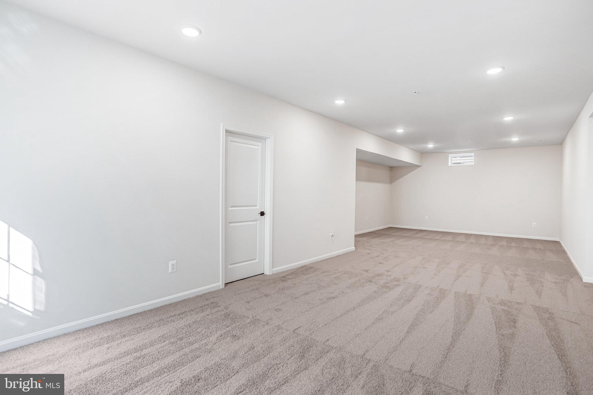 ROBERTS CROSSING - Residential