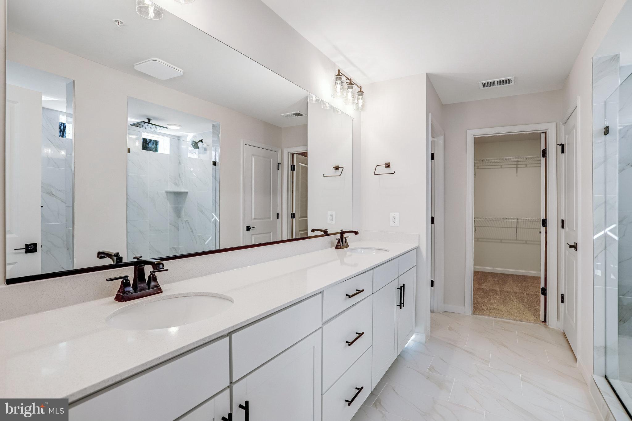 ROBERTS CROSSING - Residential