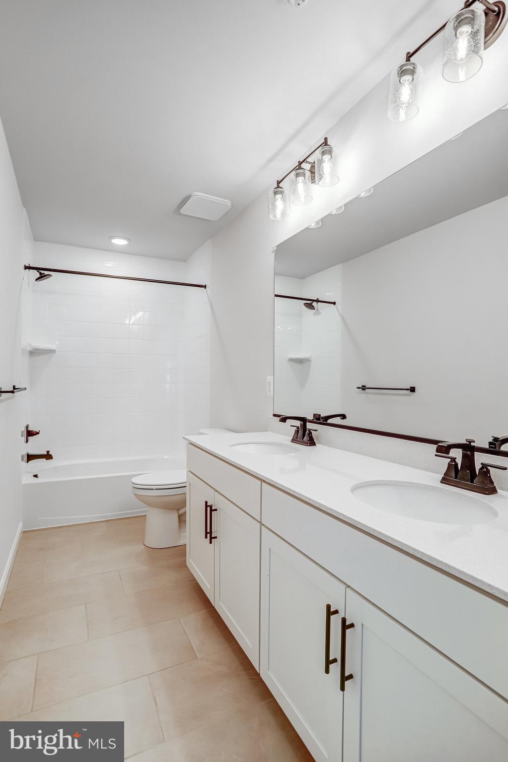 ROBERTS CROSSING - Residential