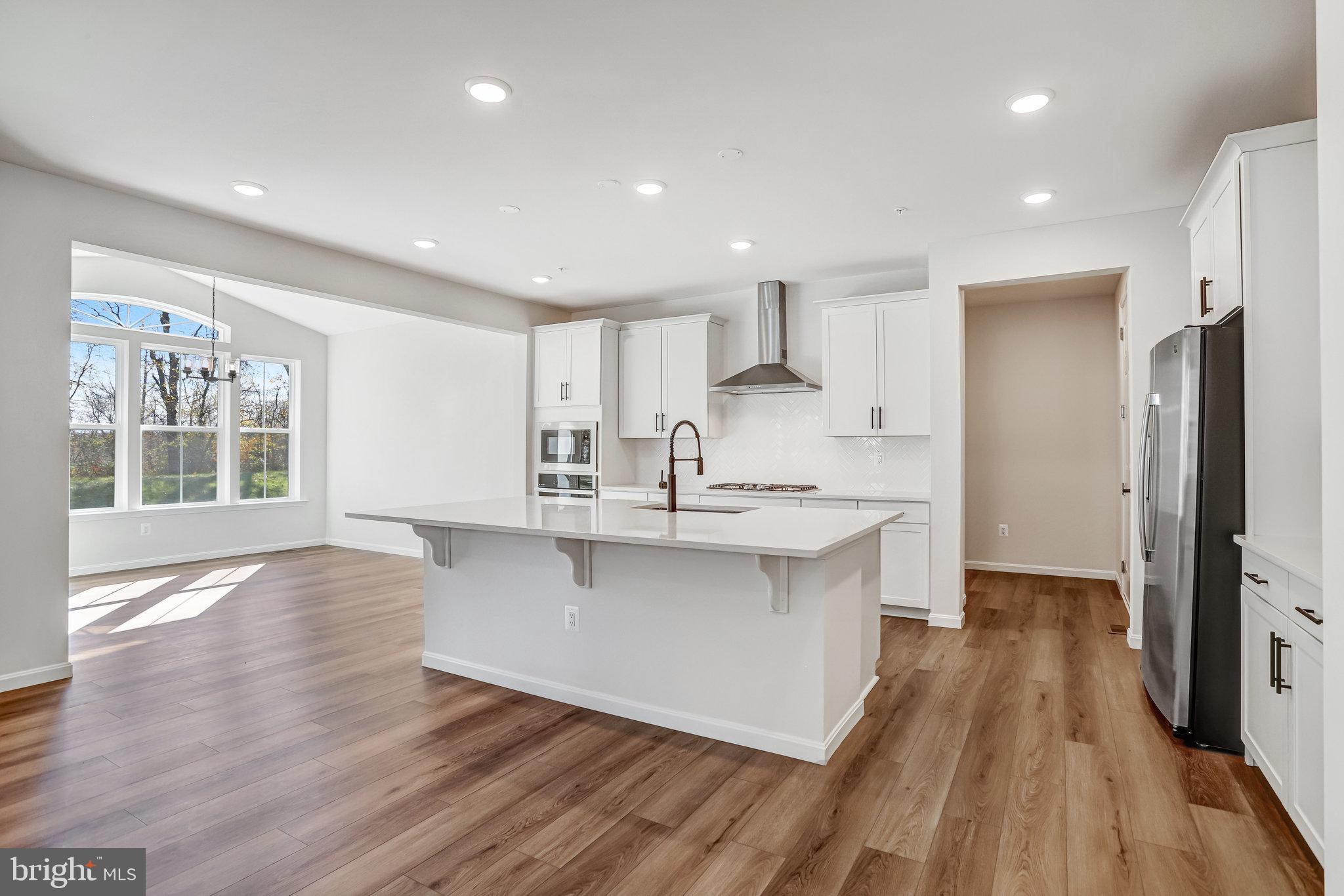 ROBERTS CROSSING - Residential