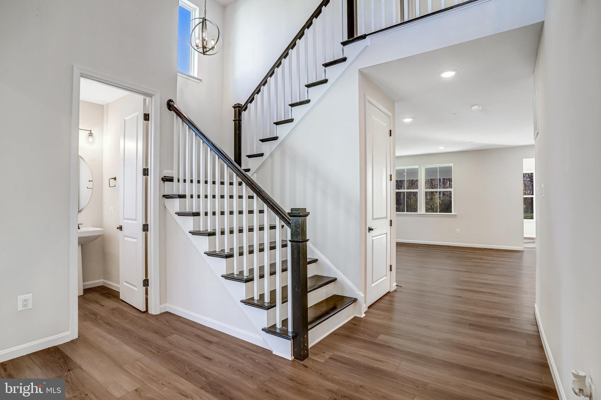 ROBERTS CROSSING - Residential