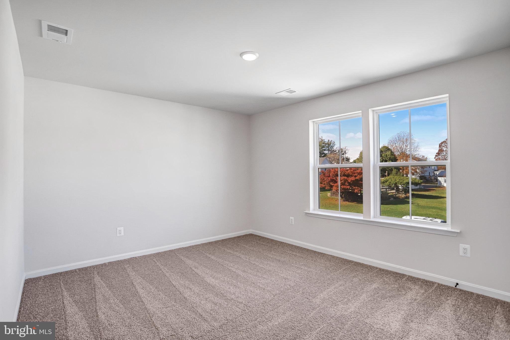 ROBERTS CROSSING - Residential