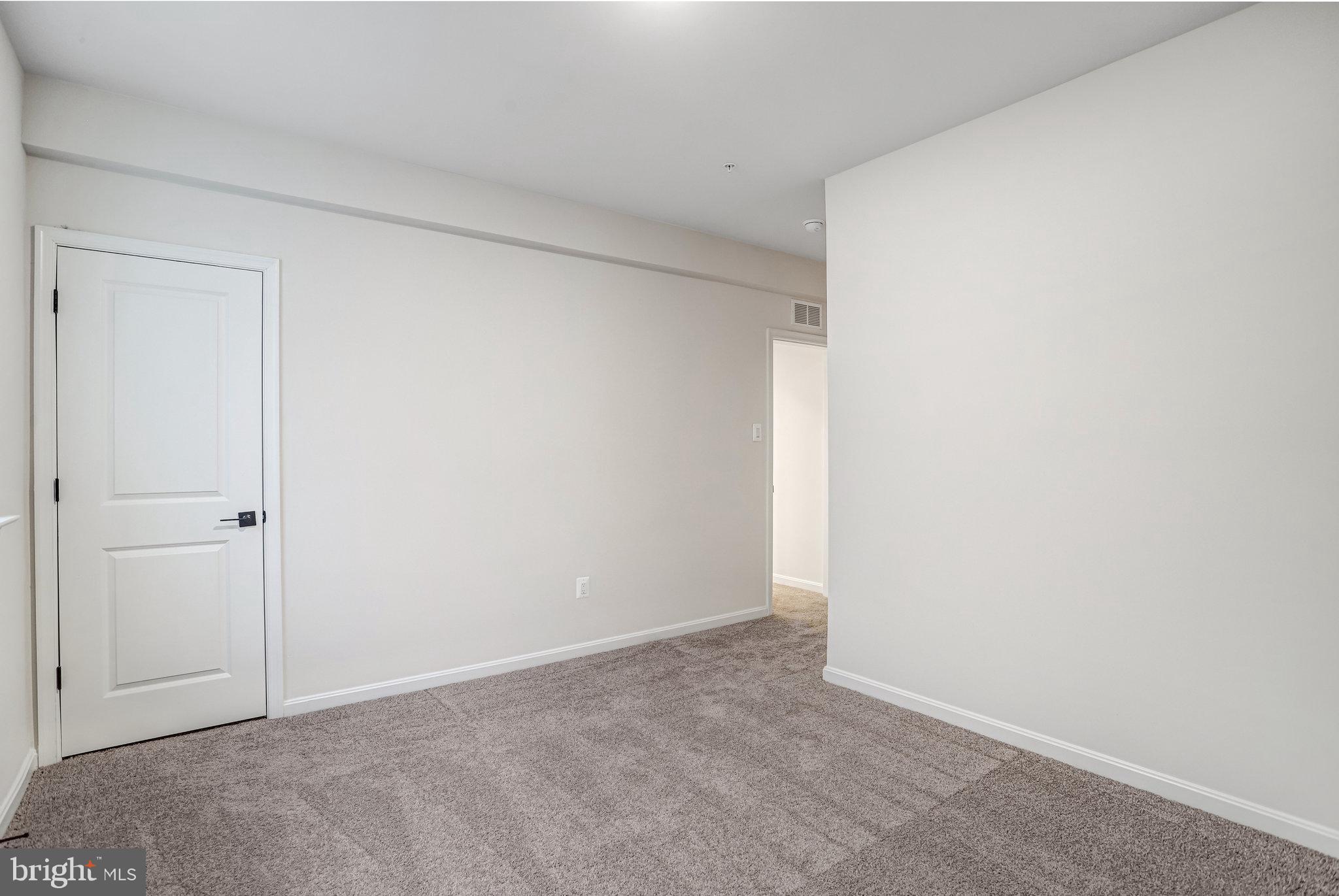 ROBERTS CROSSING - Residential