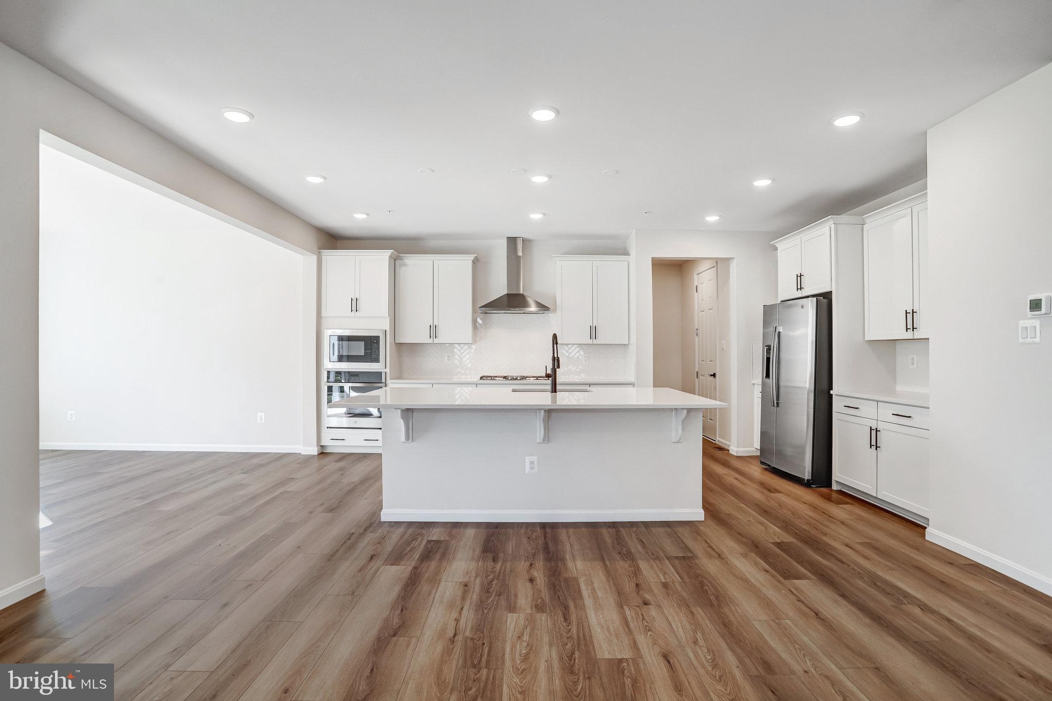 ROBERTS CROSSING - Residential