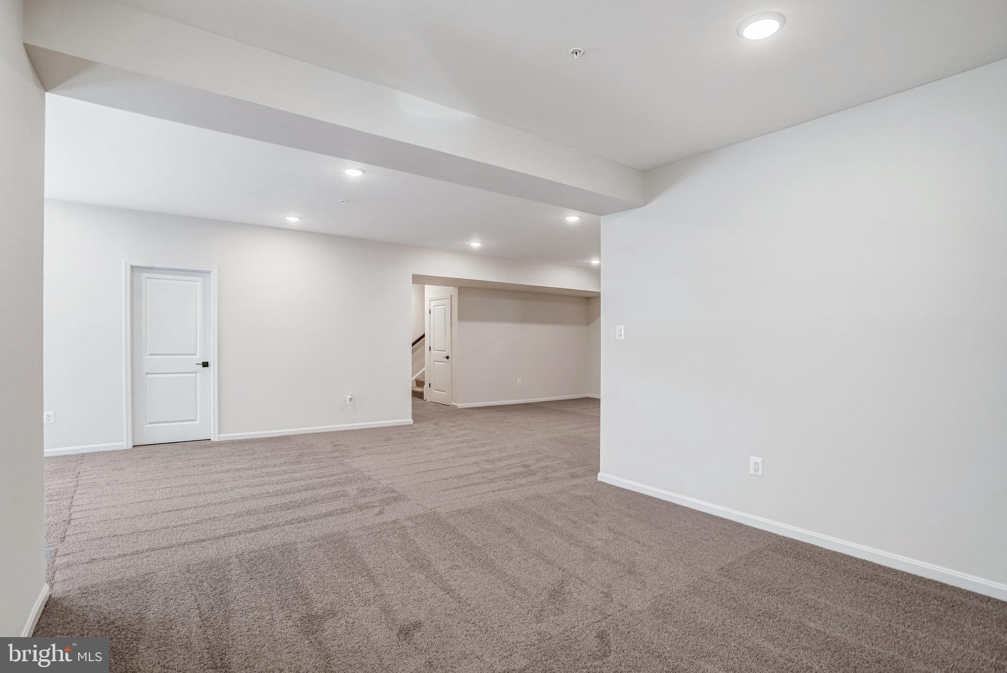 ROBERTS CROSSING - Residential