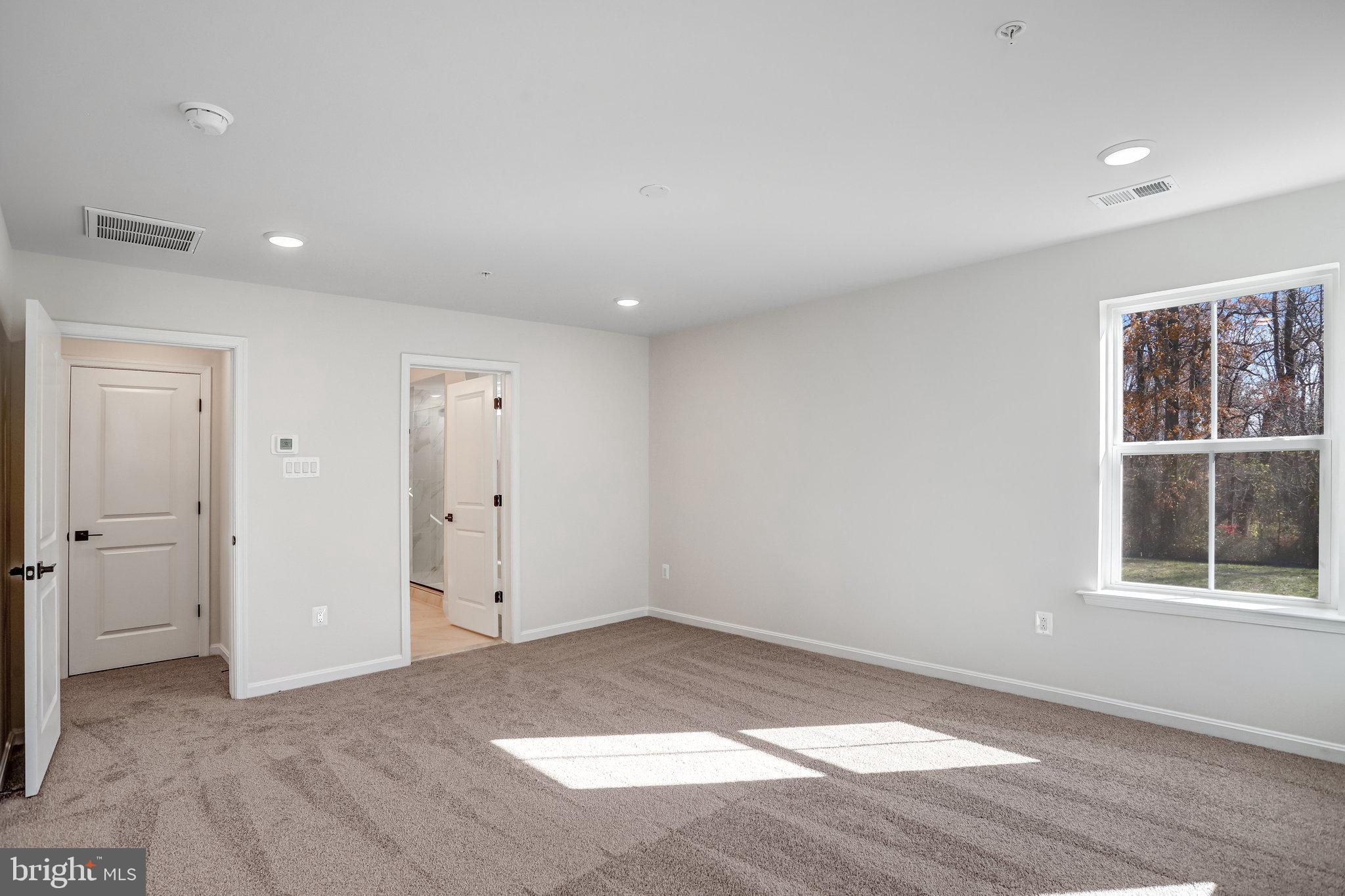 ROBERTS CROSSING - Residential