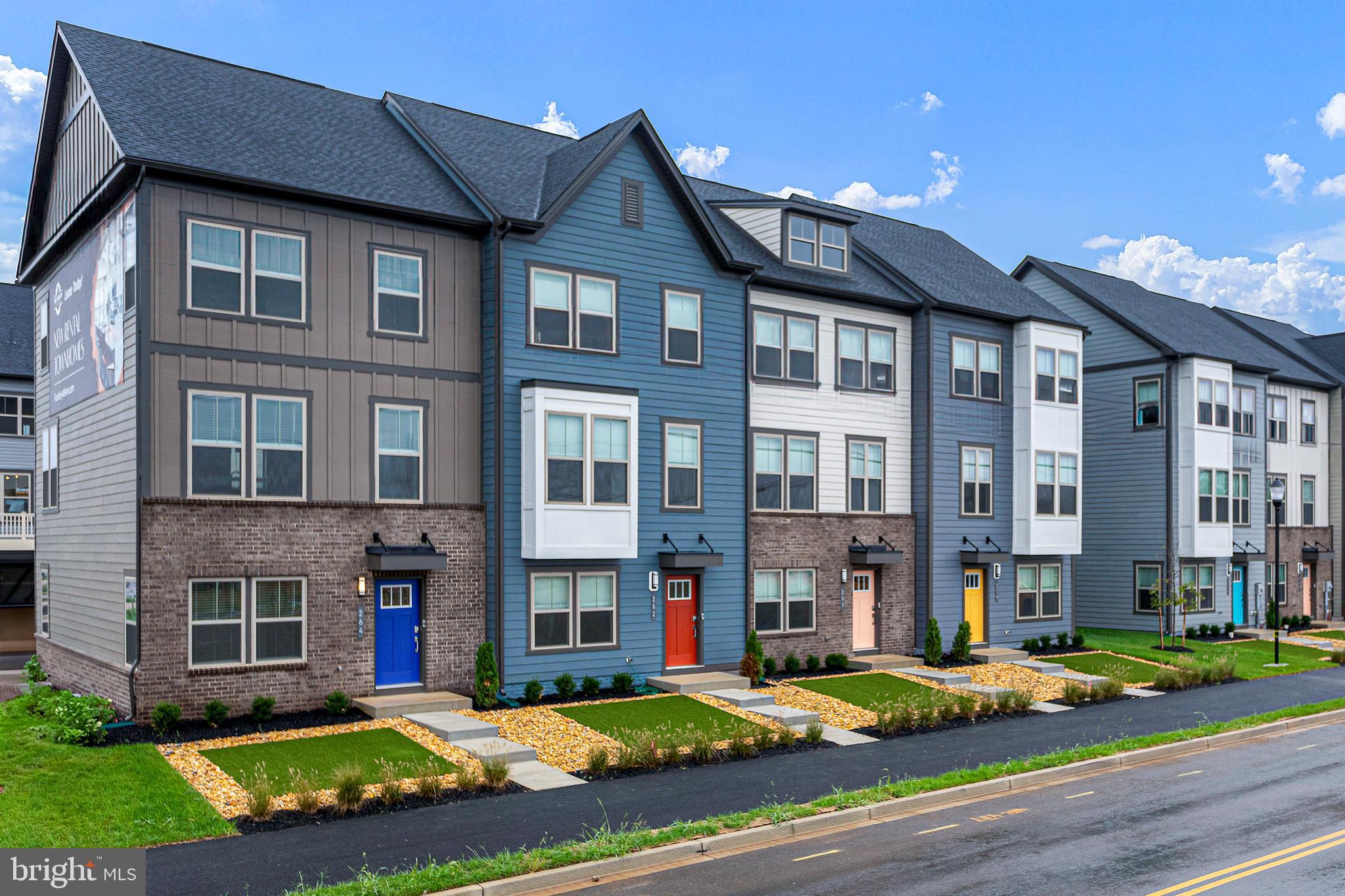 RENN QUARTER - Residential Lease