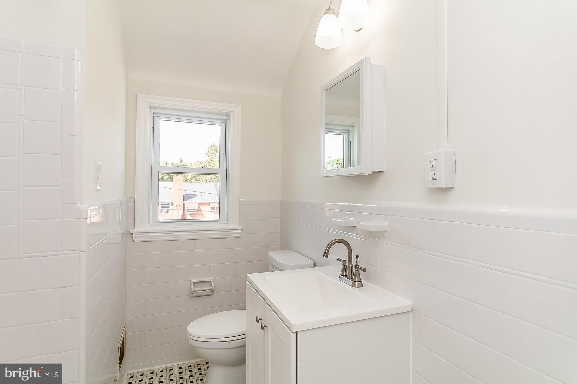 VIOLETVILLE - Residential Lease