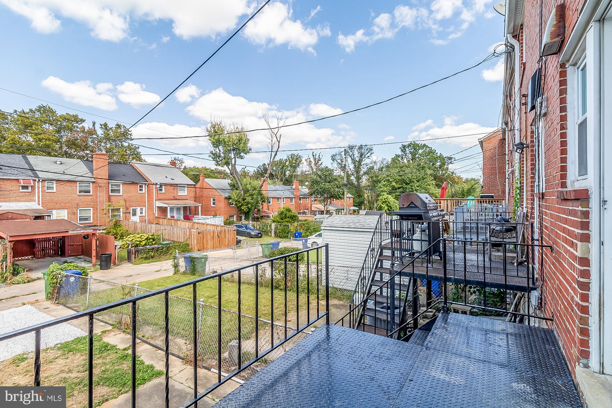 VIOLETVILLE - Residential Lease