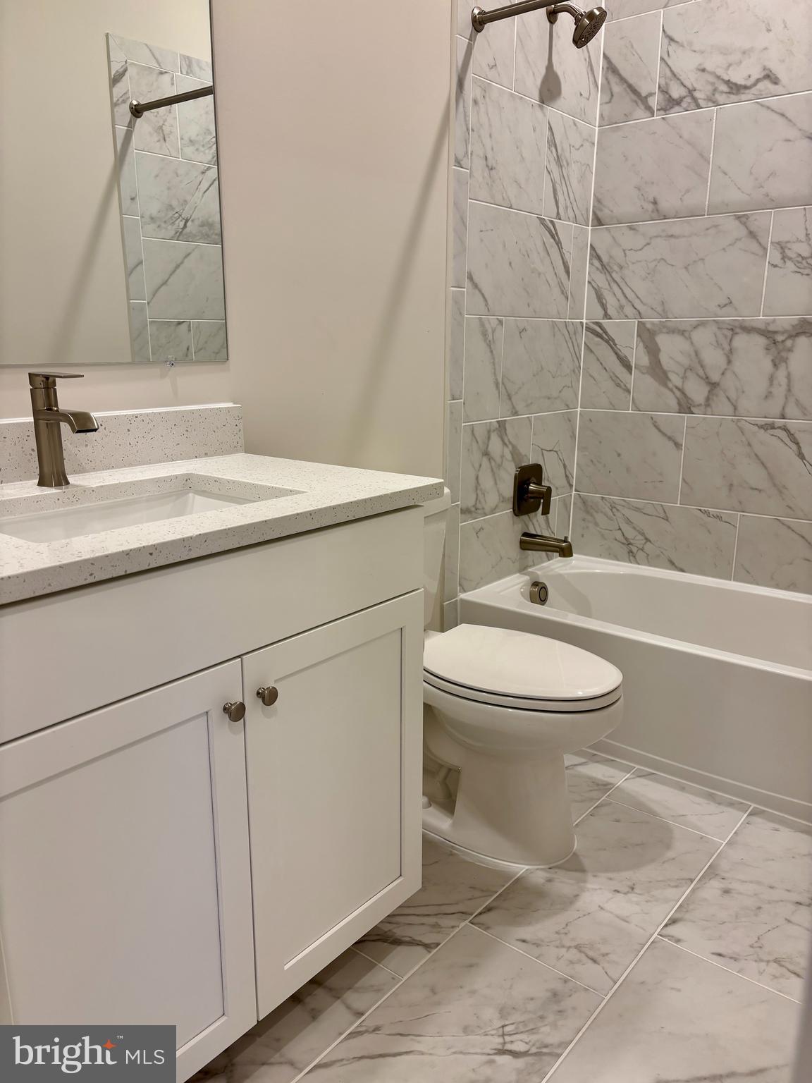 2164 WINTERBERRY LANE