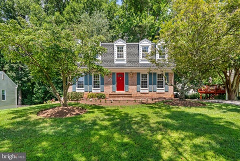 Photo of 2229 Deckman Lane, SILVER SPRING, MD 20906 (MLS # MDMC2256320)