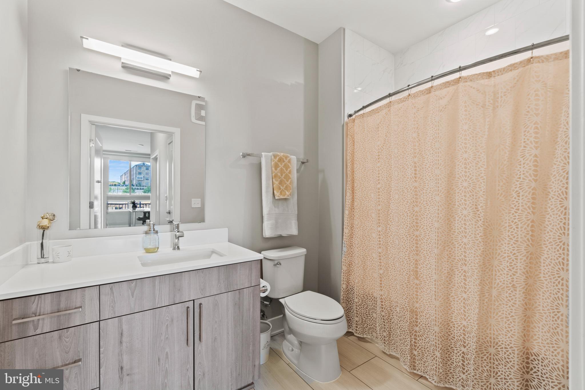 NATIONAL HARBOR - Residential