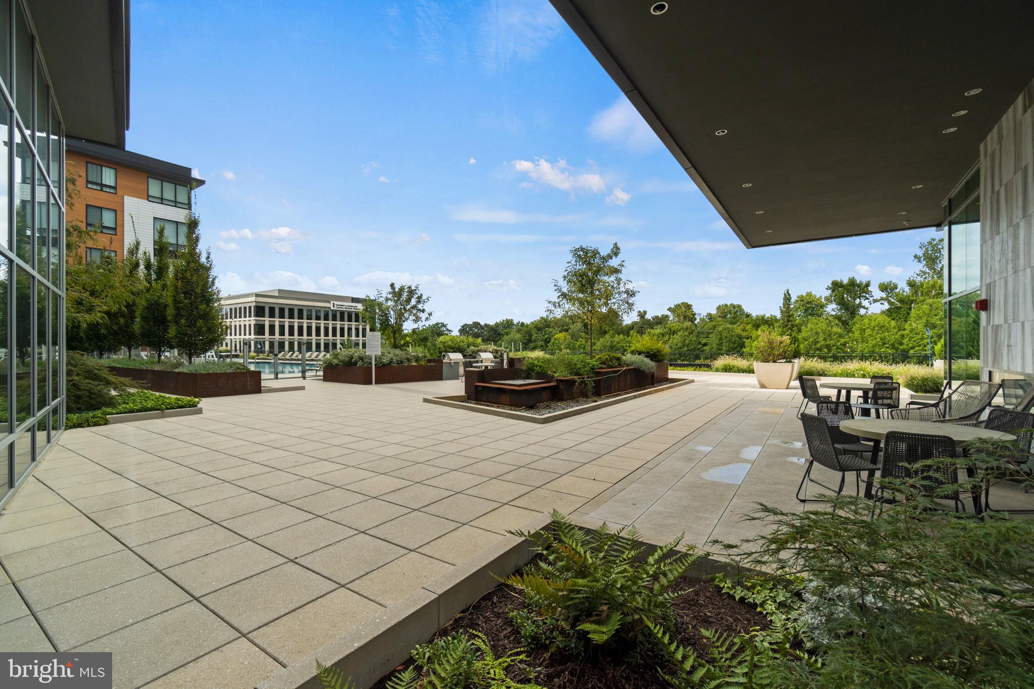 NATIONAL HARBOR - Residential