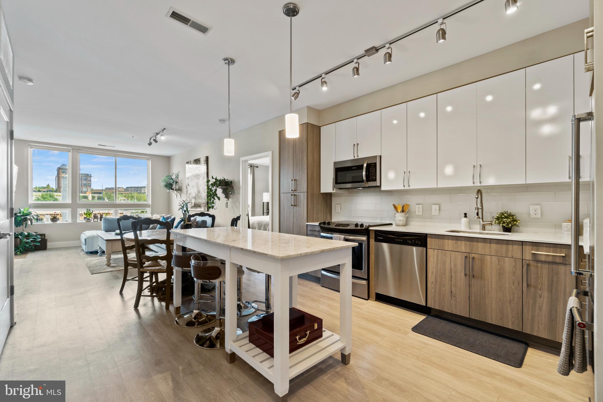 NATIONAL HARBOR - Residential