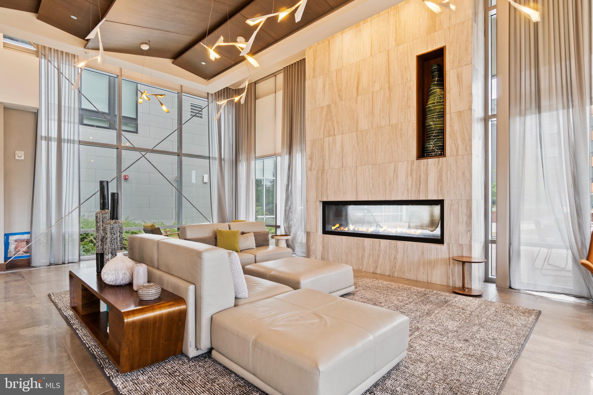 NATIONAL HARBOR - Residential