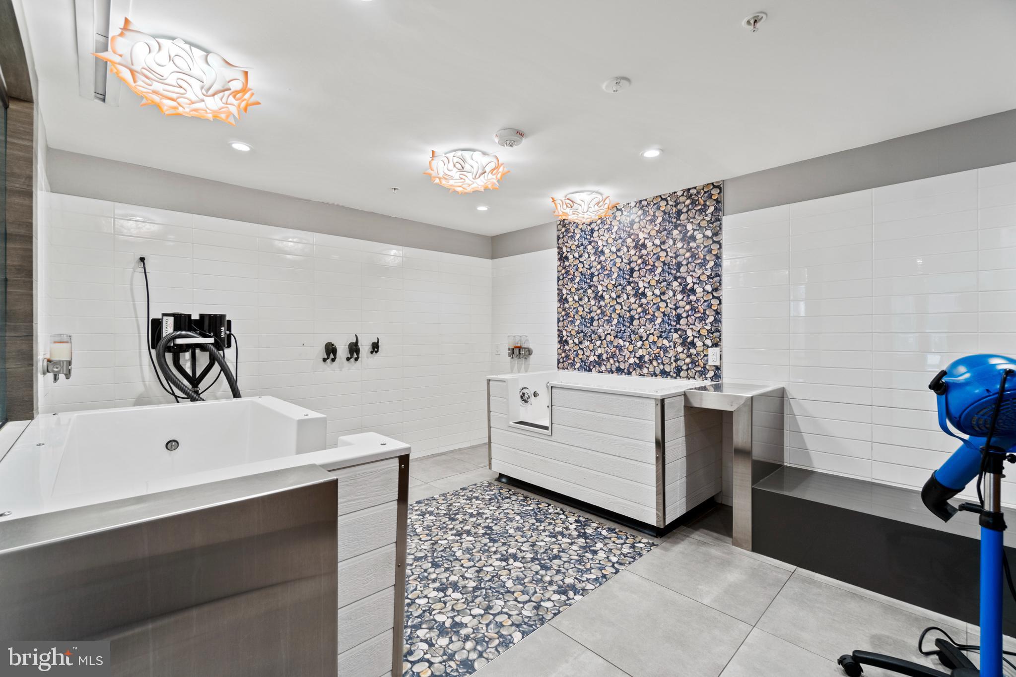 NATIONAL HARBOR - Residential