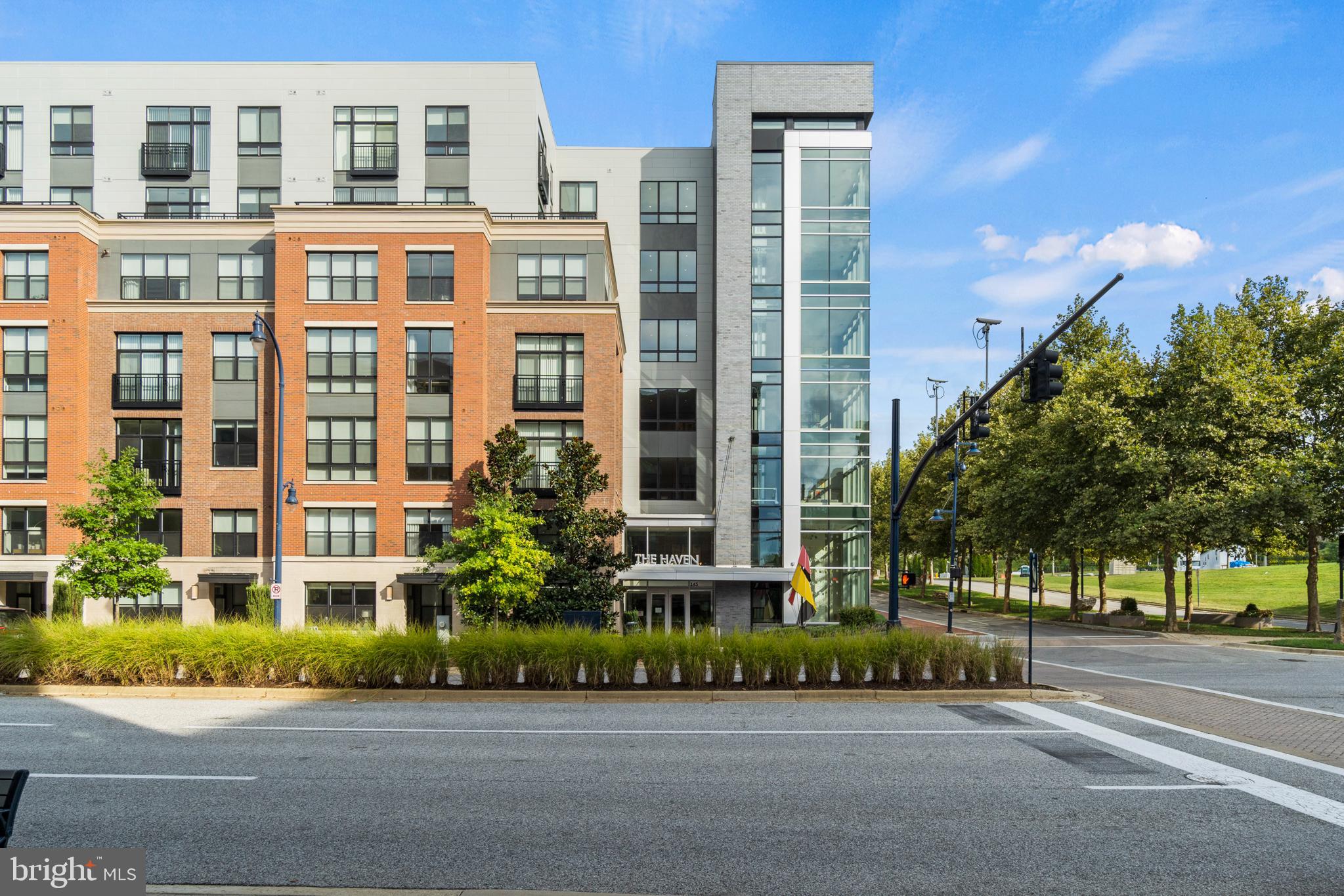 NATIONAL HARBOR - Residential