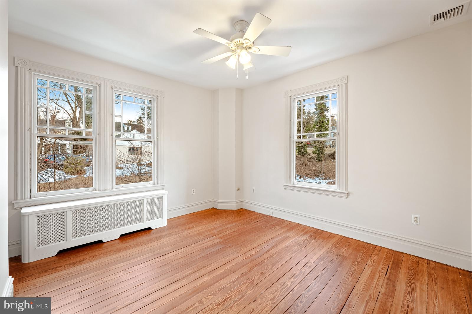 ELKINS PARK - Residential