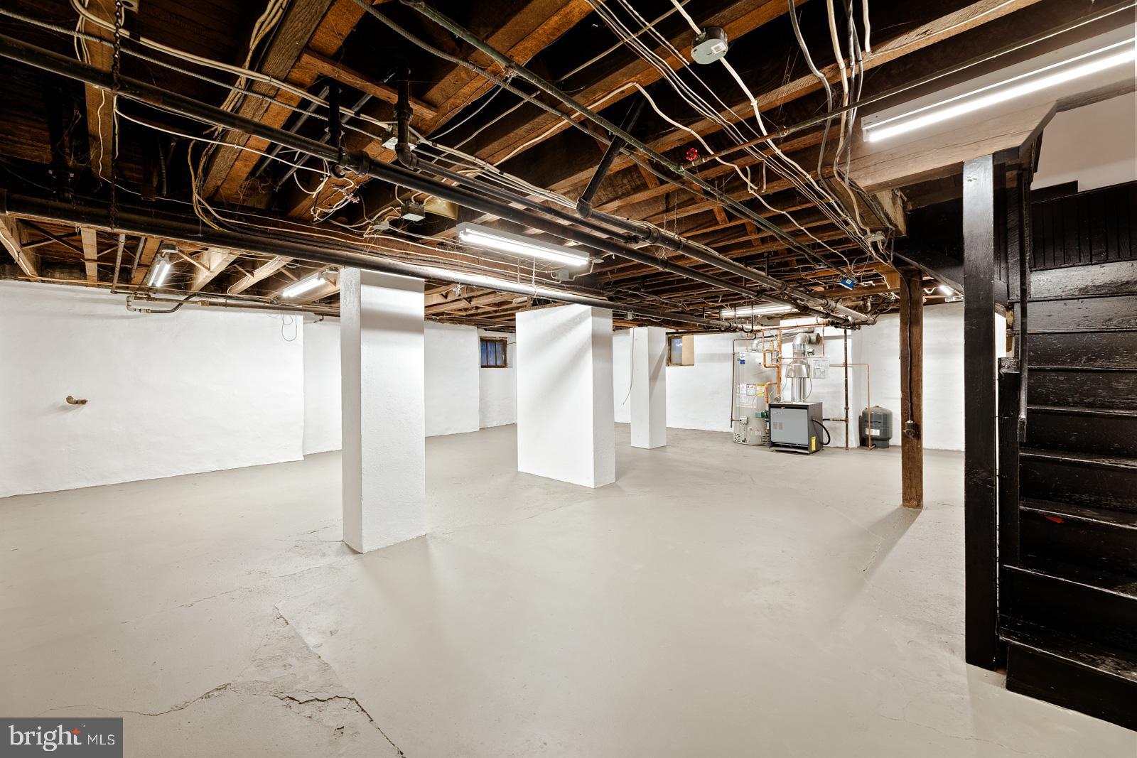 ELKINS PARK - Residential