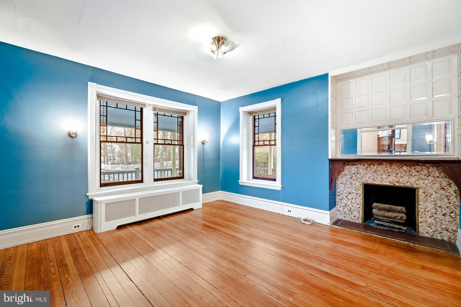 ELKINS PARK - Residential