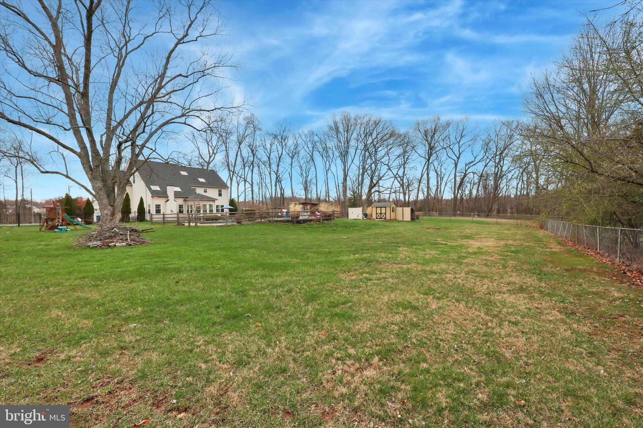 HIDDEN FOREST - Residential