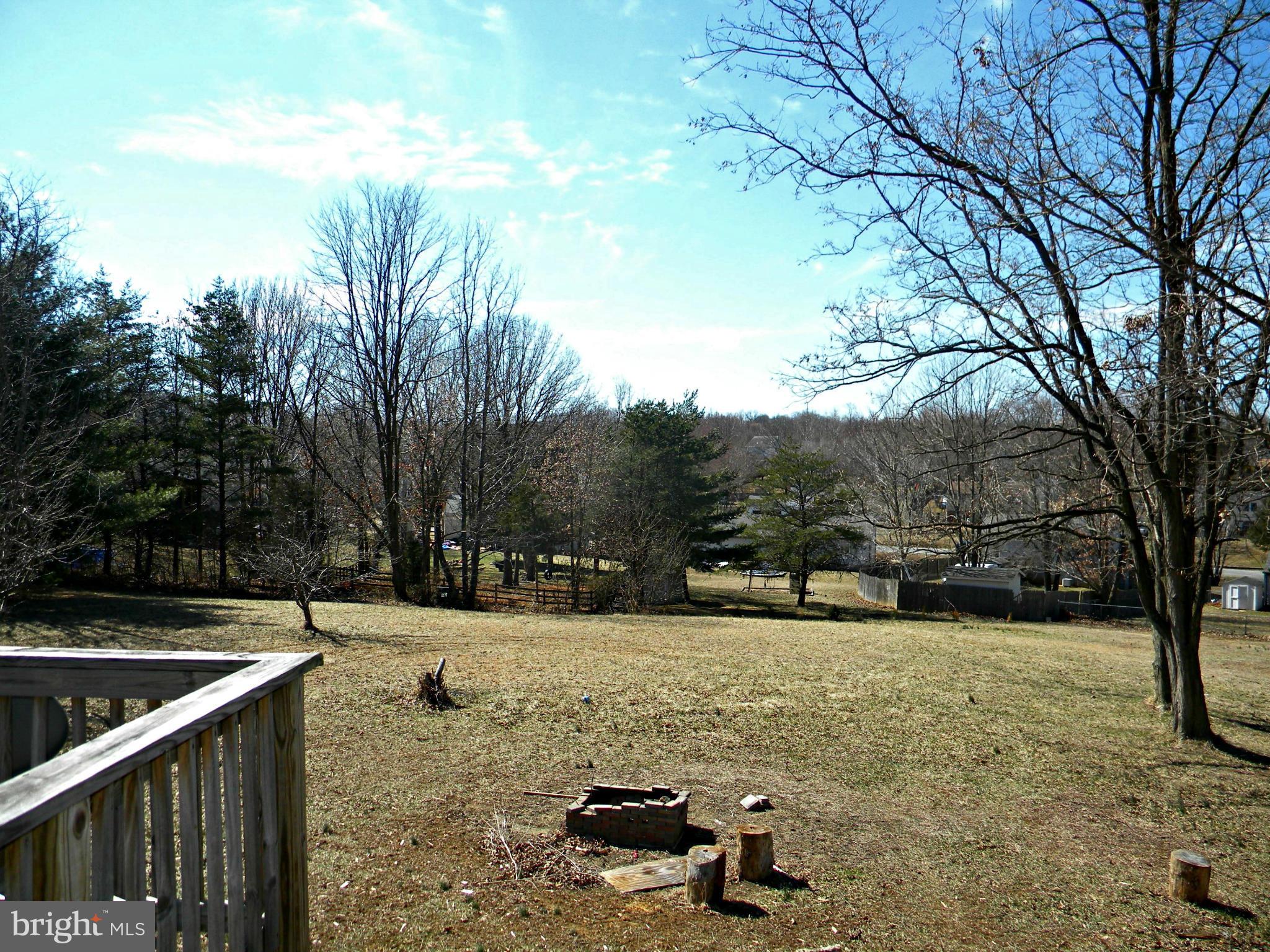 VISTA WOODS - Residential